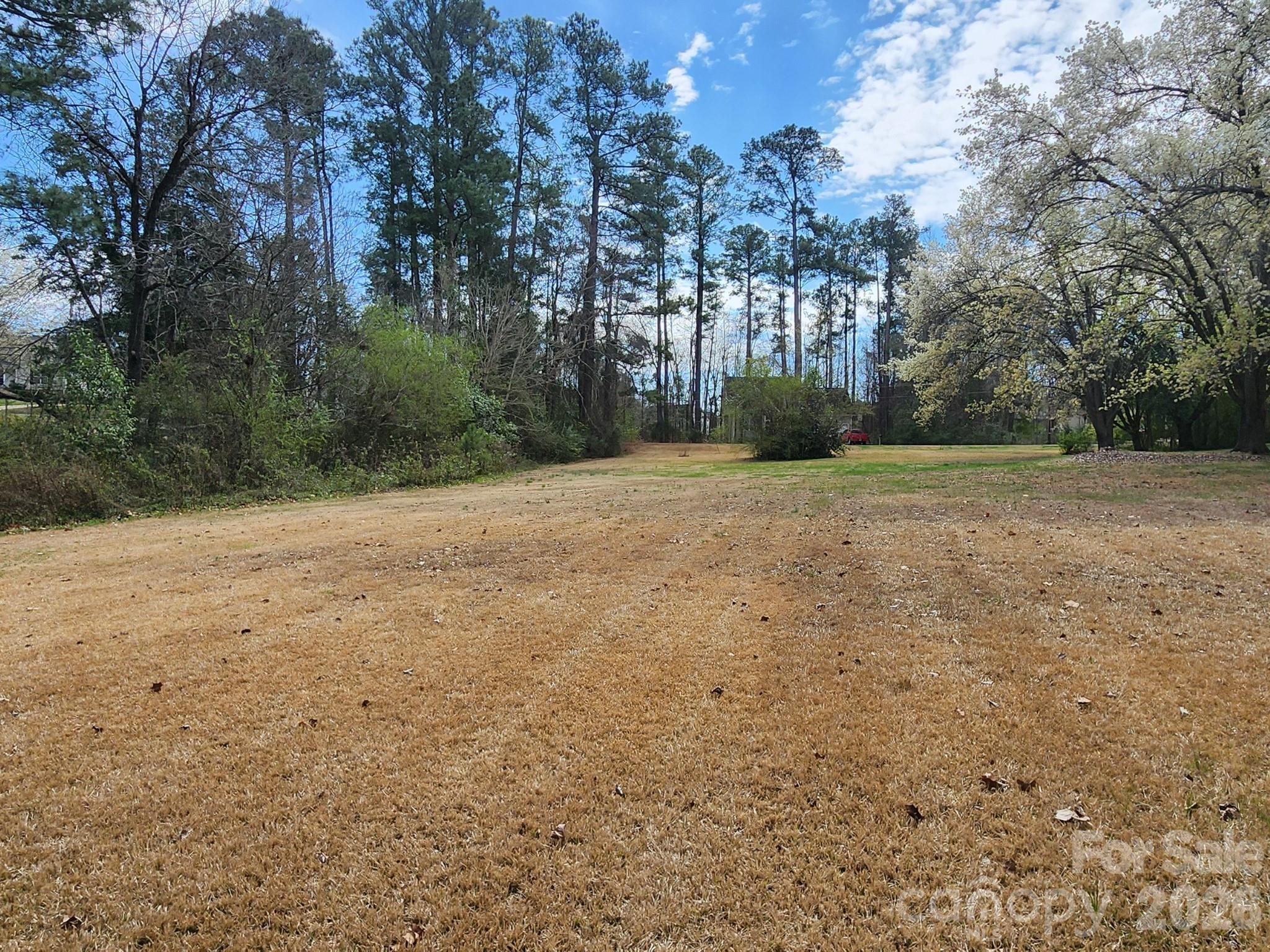 Country Club Estates - Land