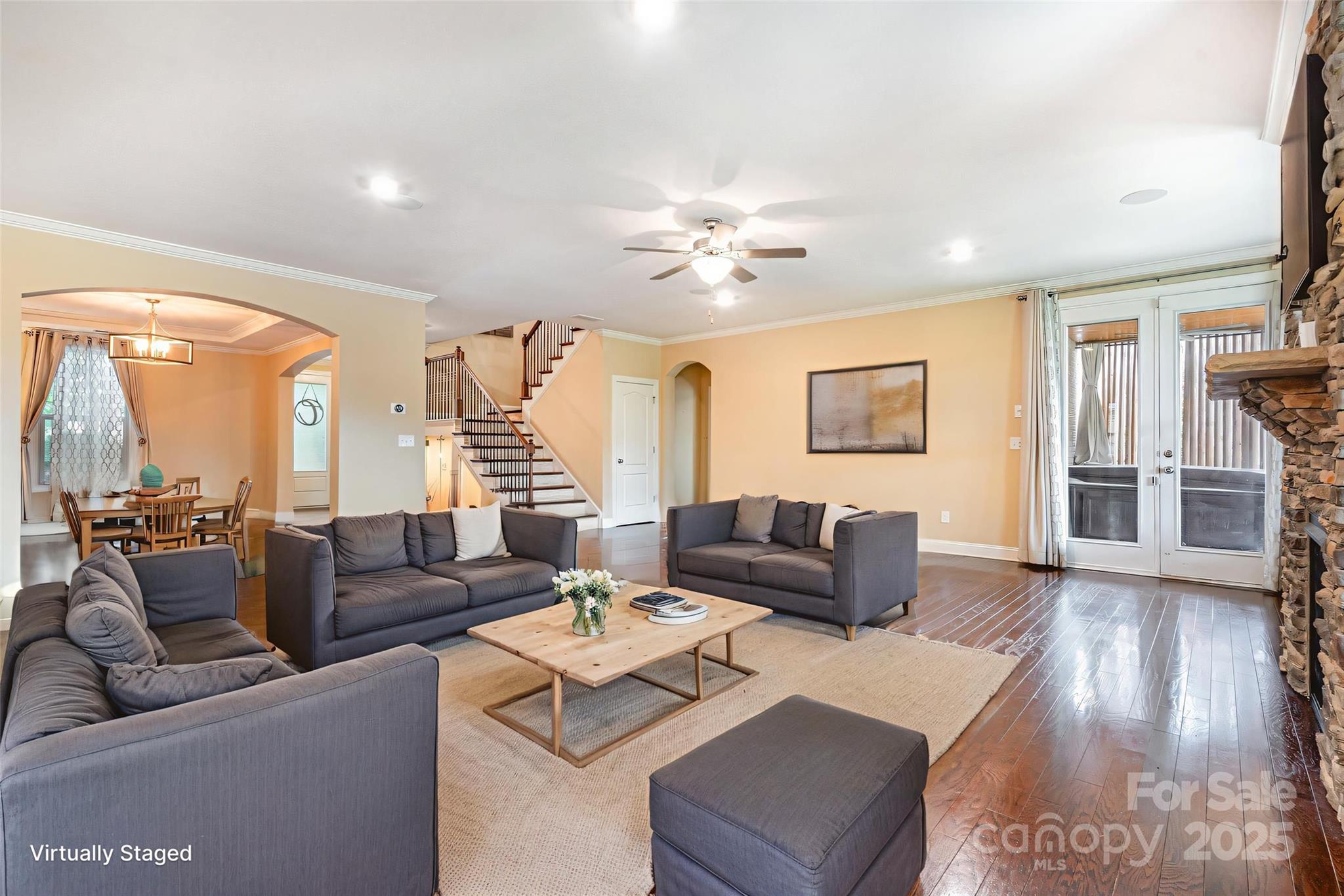 4071 Thames Circle