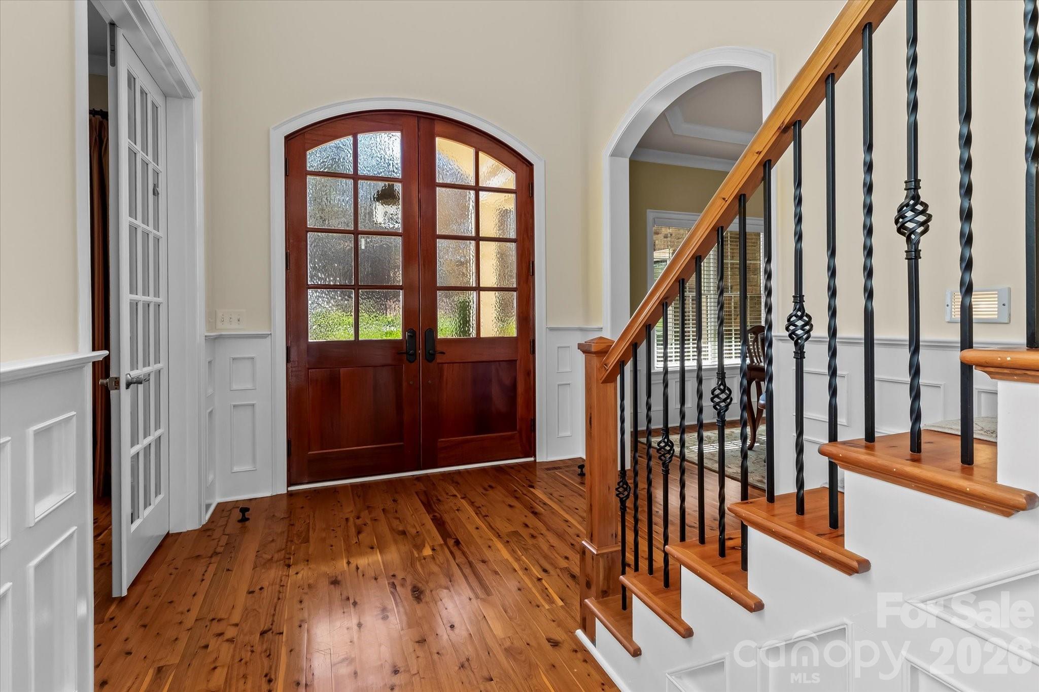 108 W Callicutt Trail