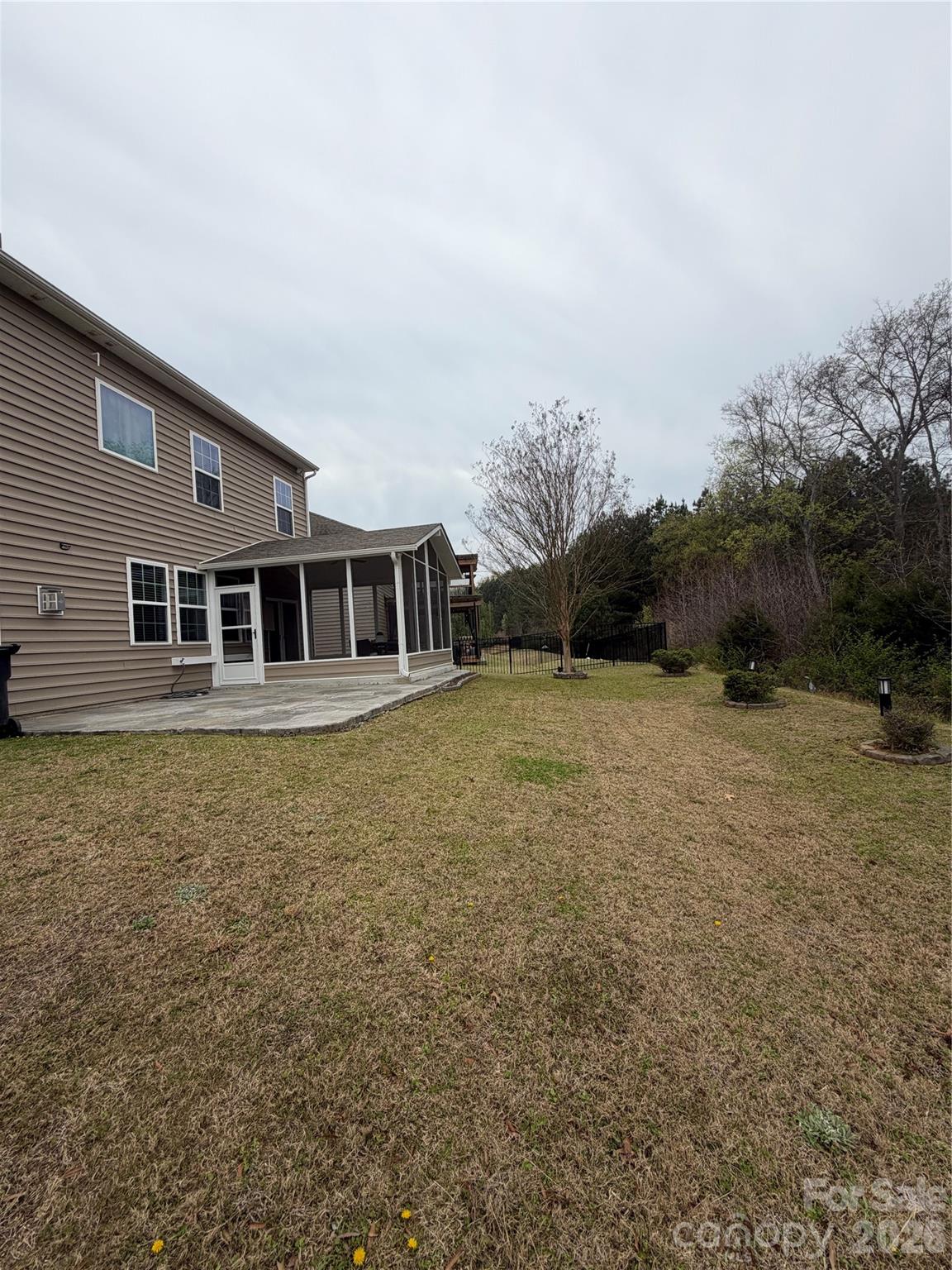 Chateau - Residential