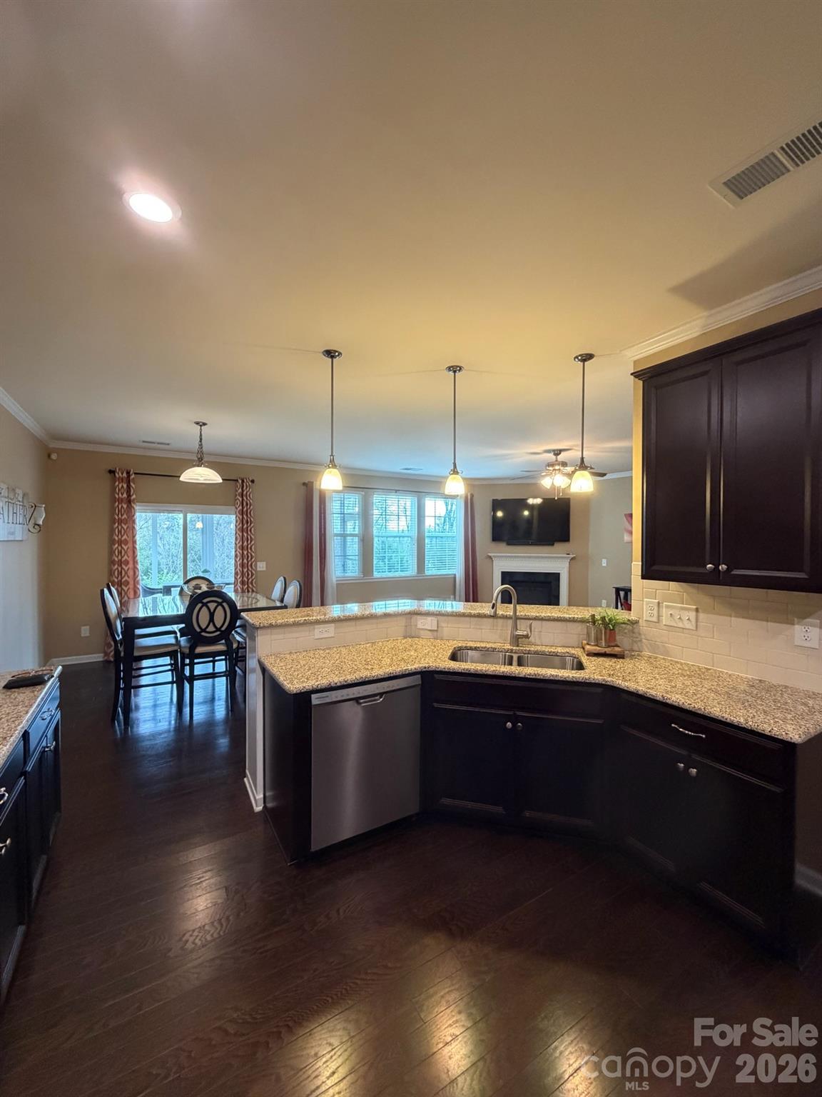 Chateau - Residential