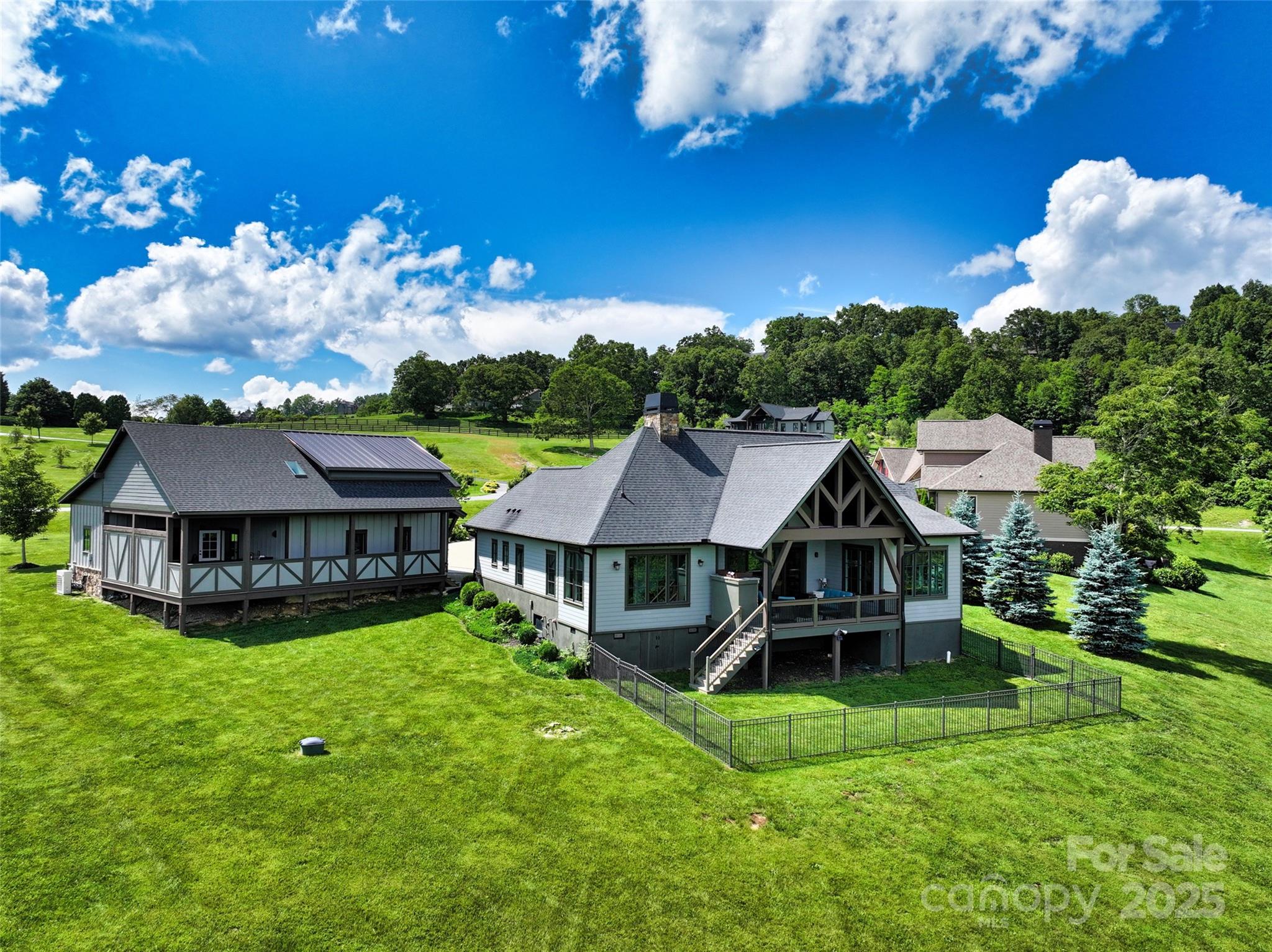 Grand Highlands at Bearwallow - Residential