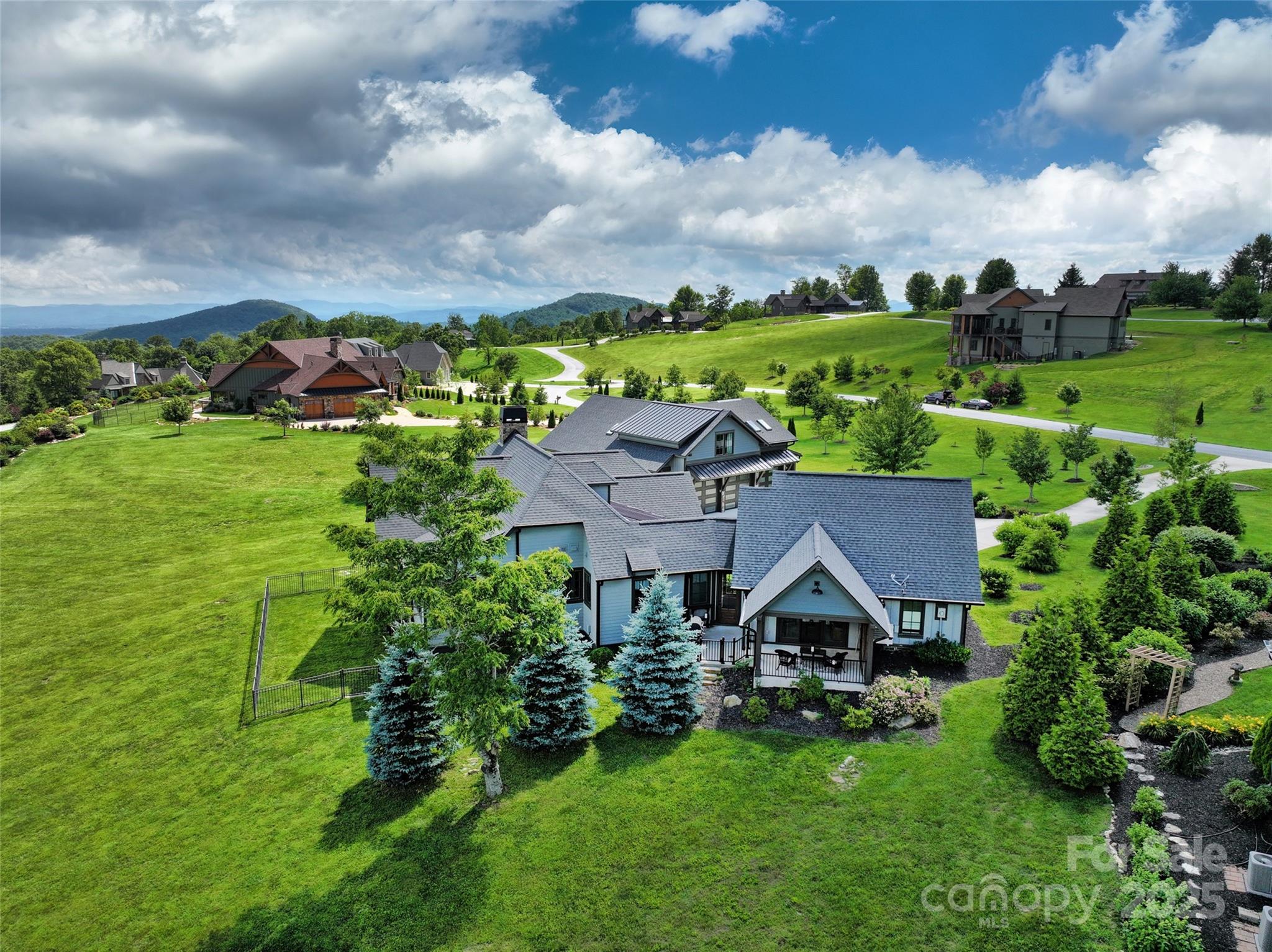 Grand Highlands at Bearwallow - Residential