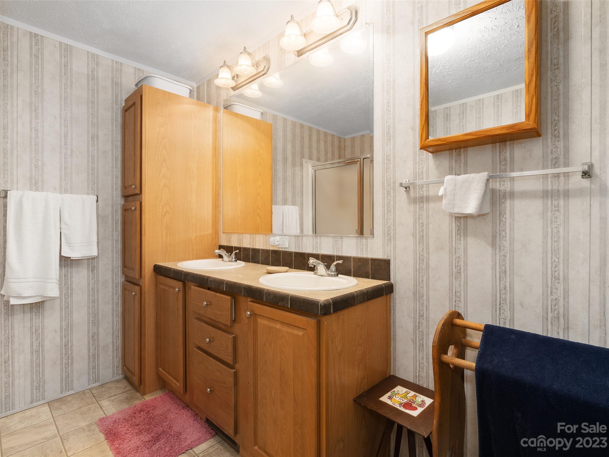 Country Place Of Waynesville - Residential