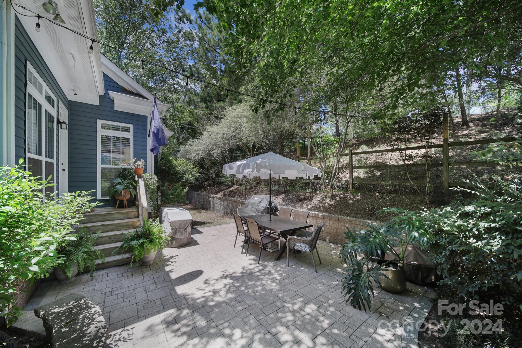 Lake Shore - Residential