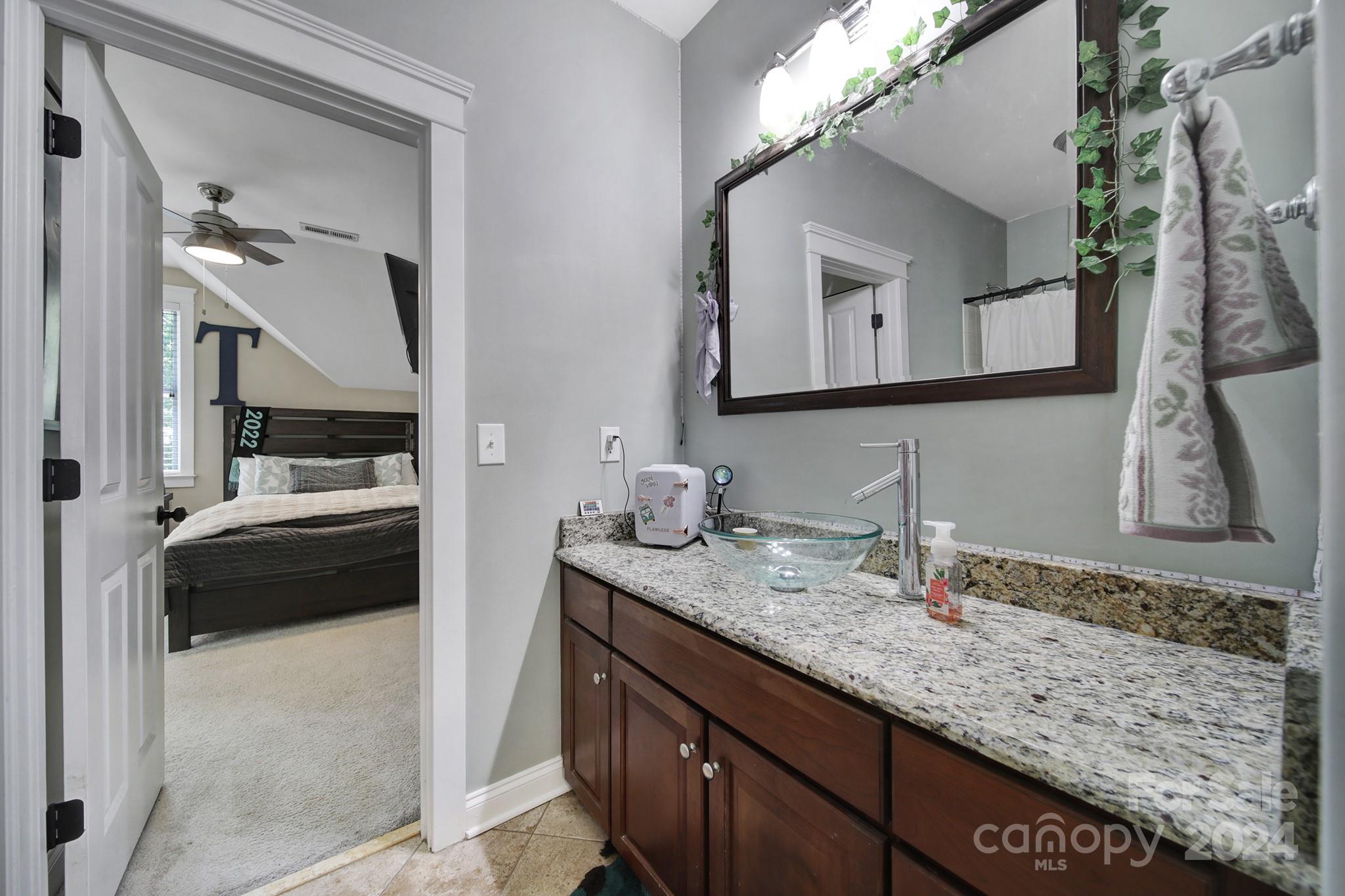 Lake Shore - Residential