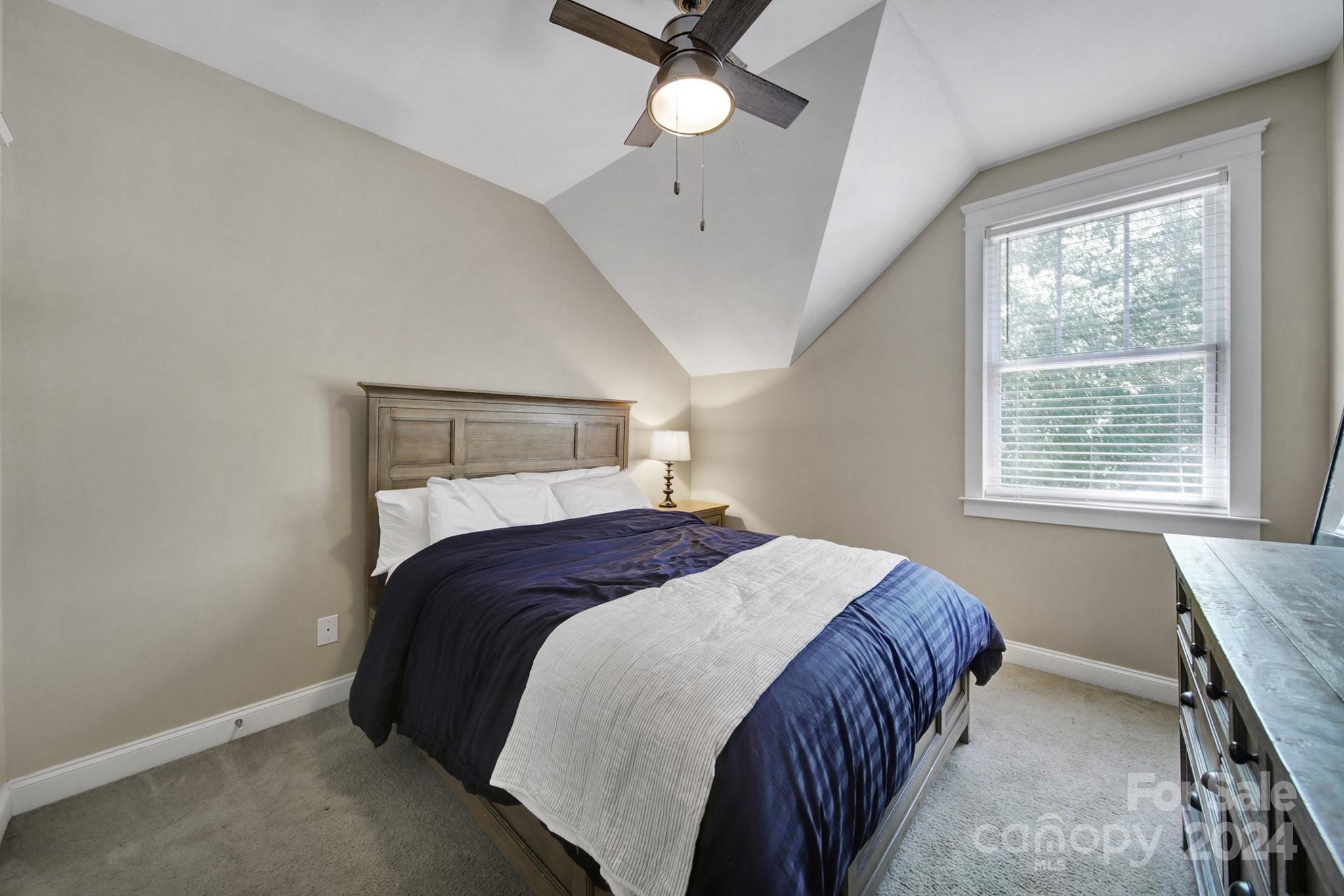 Lake Shore - Residential