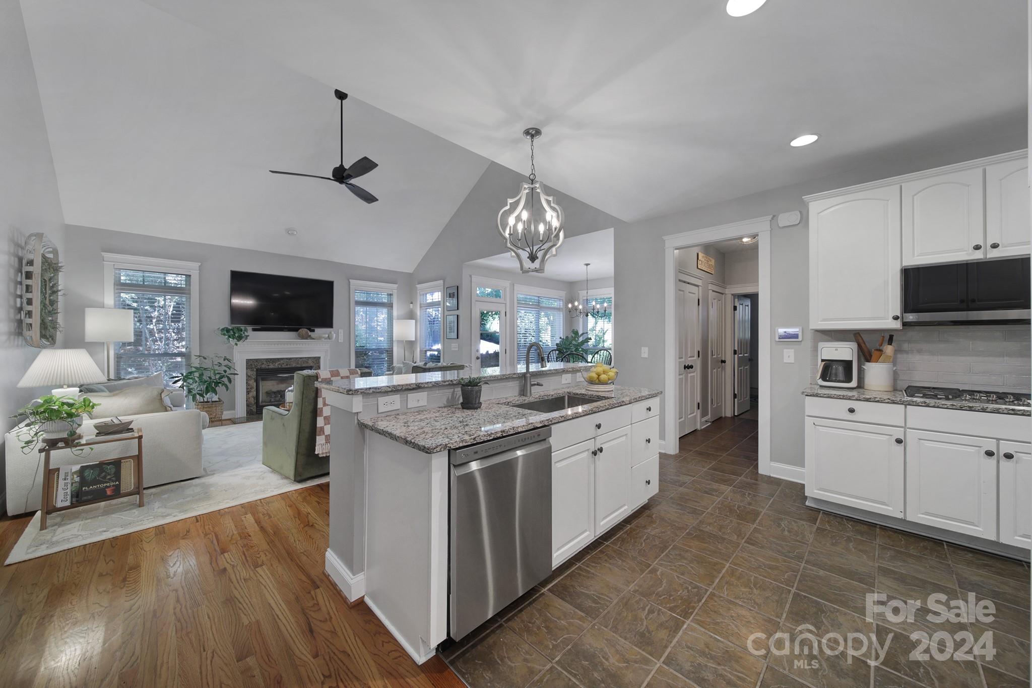 Lake Shore - Residential