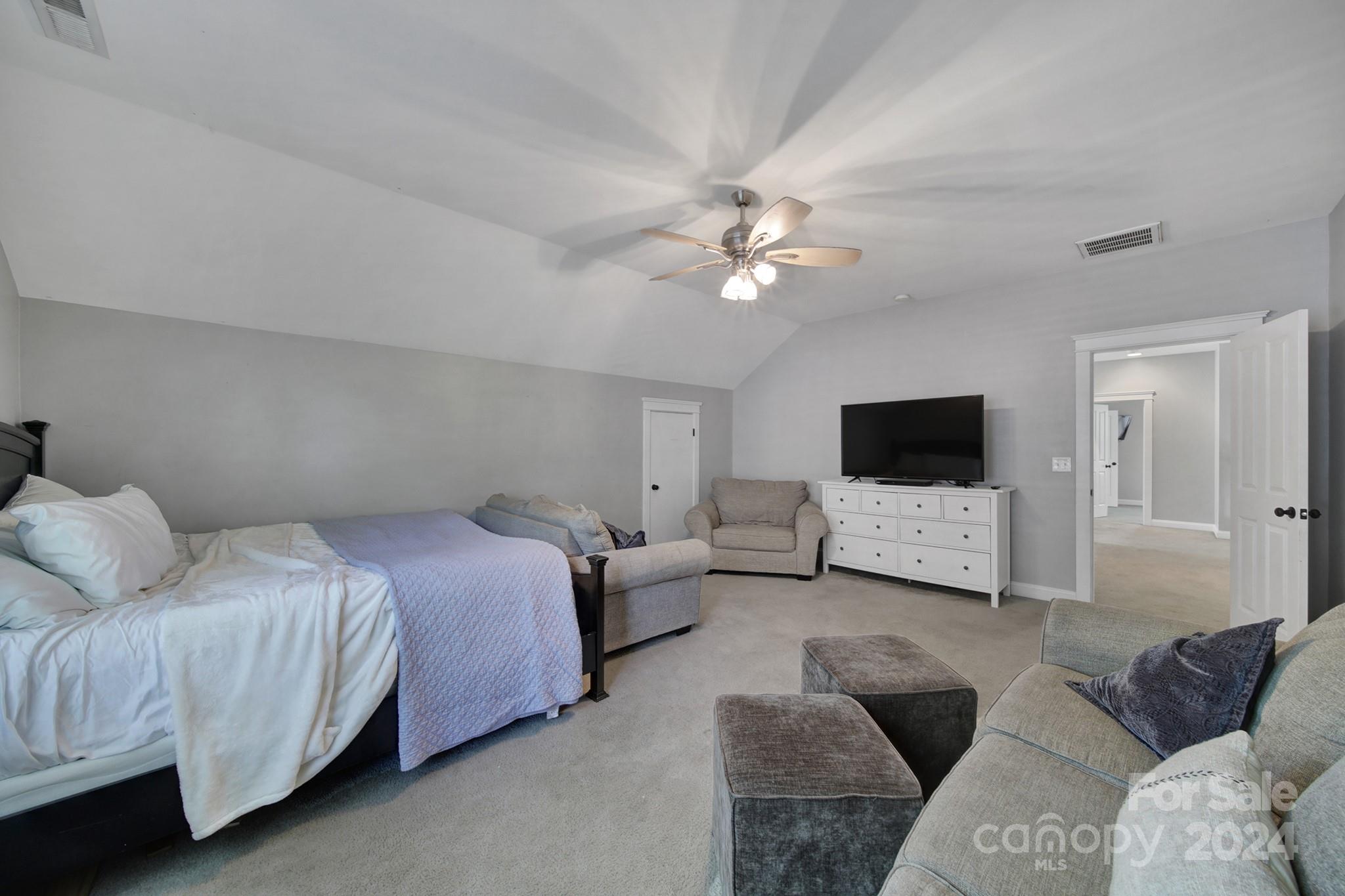 Lake Shore - Residential