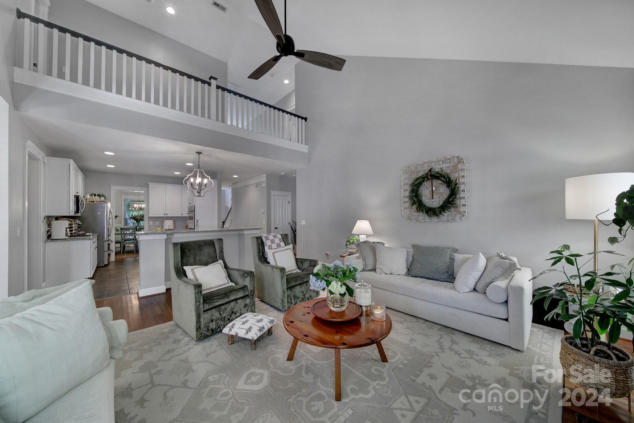 Lake Shore - Residential