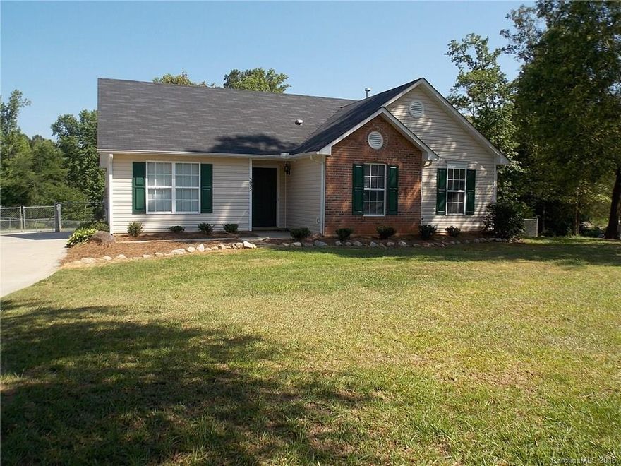 Immaculate, Move-In-Ready 3 bedroom home in desirable Country Club Heights! Gorgeous kitchen will all new Stainless Appliance Package, new counter tops, all new laminate & carpet with fresh paint through-out. Spacious, Elegant Dining area, Great room with cathedral ceiling, generous master walk-in closet & all new bathroom vanity tops & sinks.  Upgraded light fixtures inside & out. Enjoy the large, completely fenced backyard and a great deck for entertaining and play!