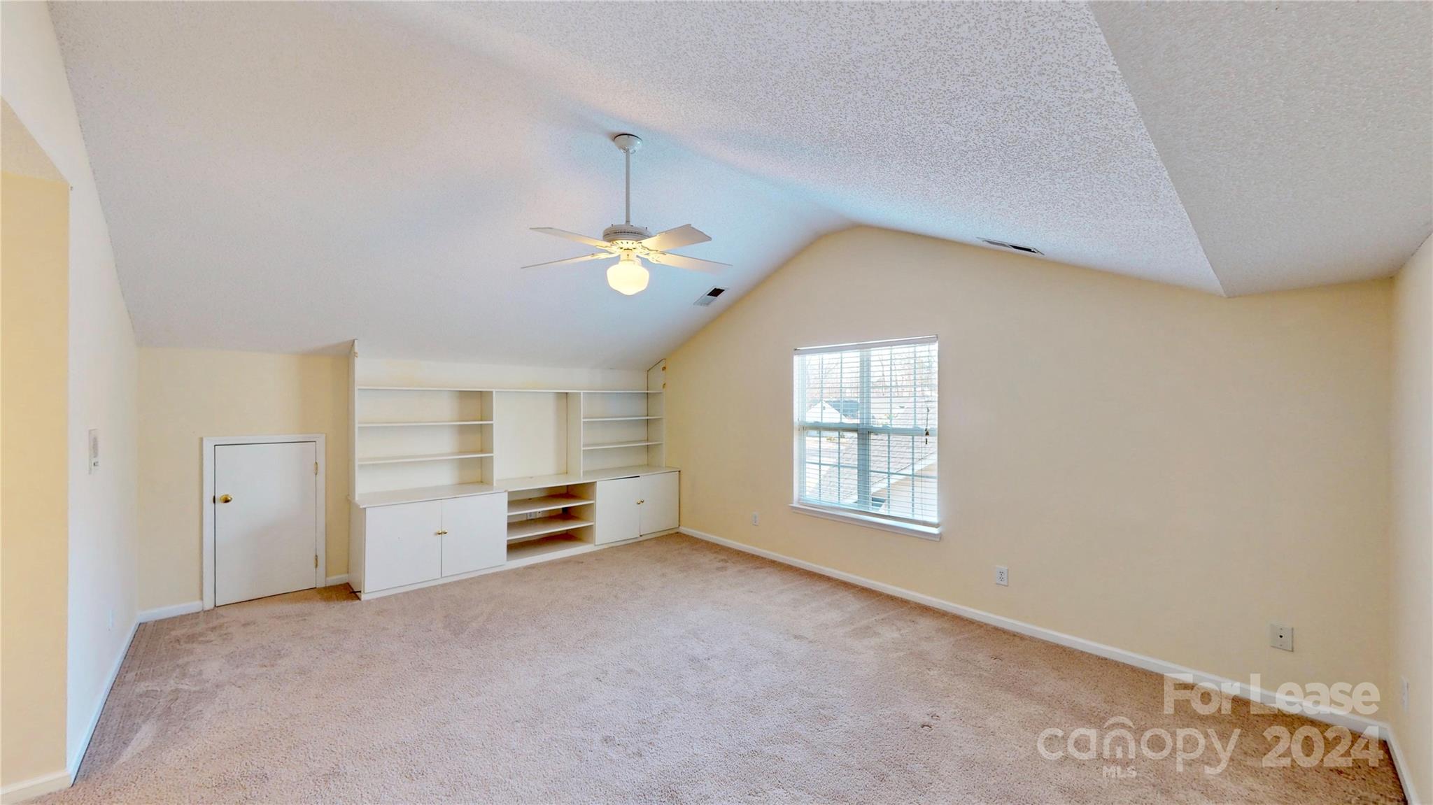 Steelechase - Residential Lease