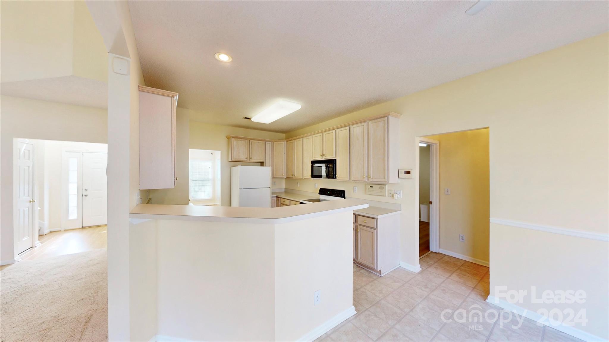 Steelechase - Residential Lease