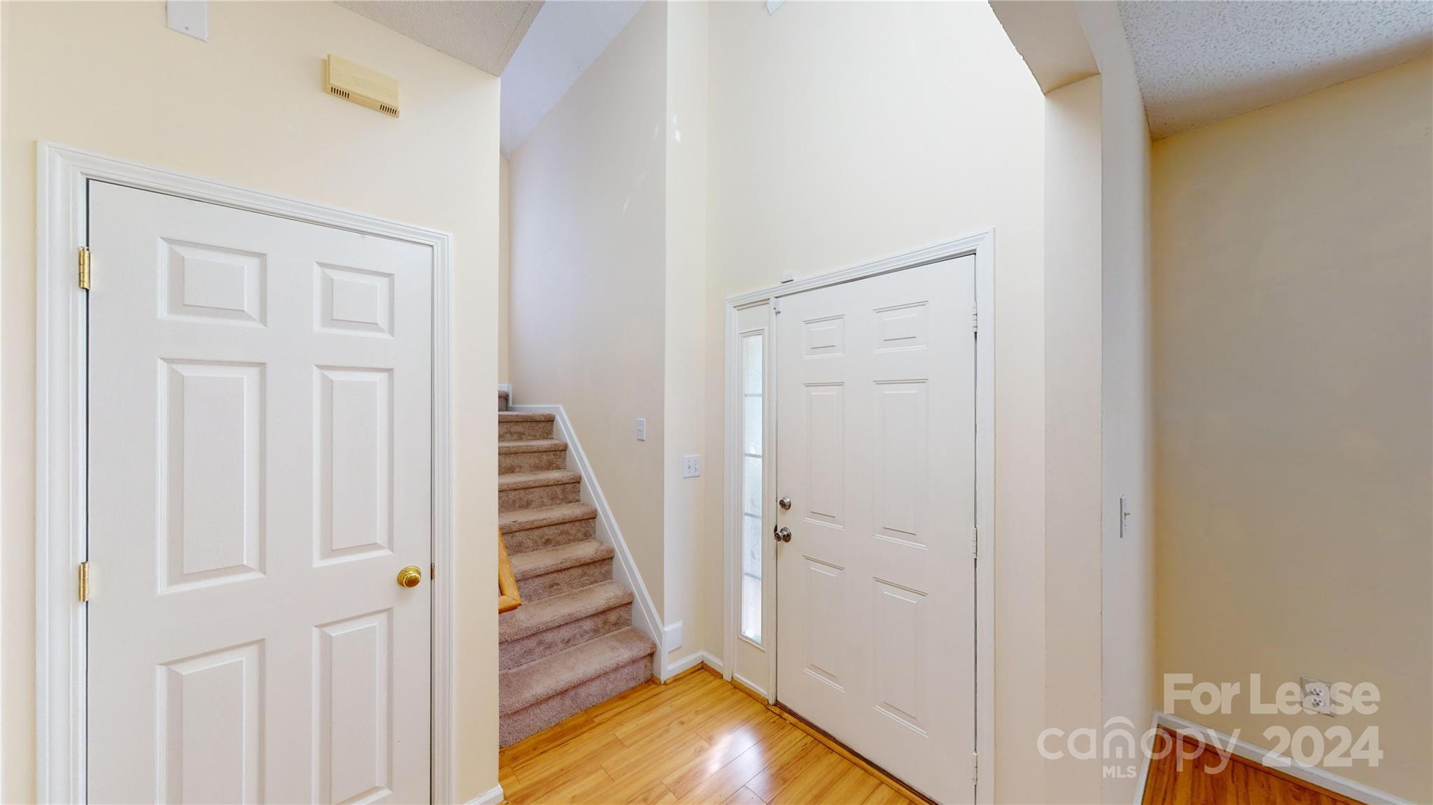 Steelechase - Residential Lease