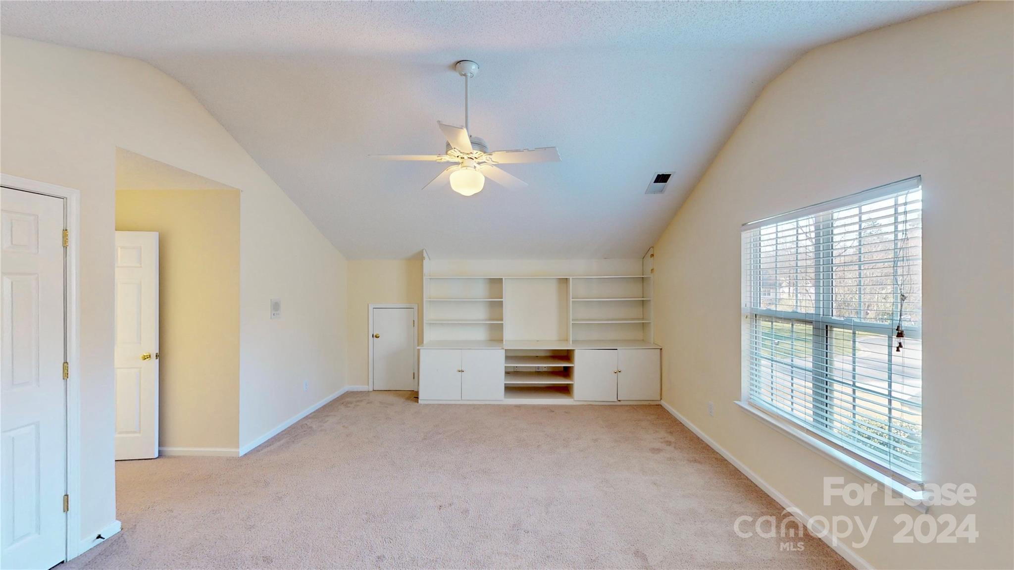 Steelechase - Residential Lease