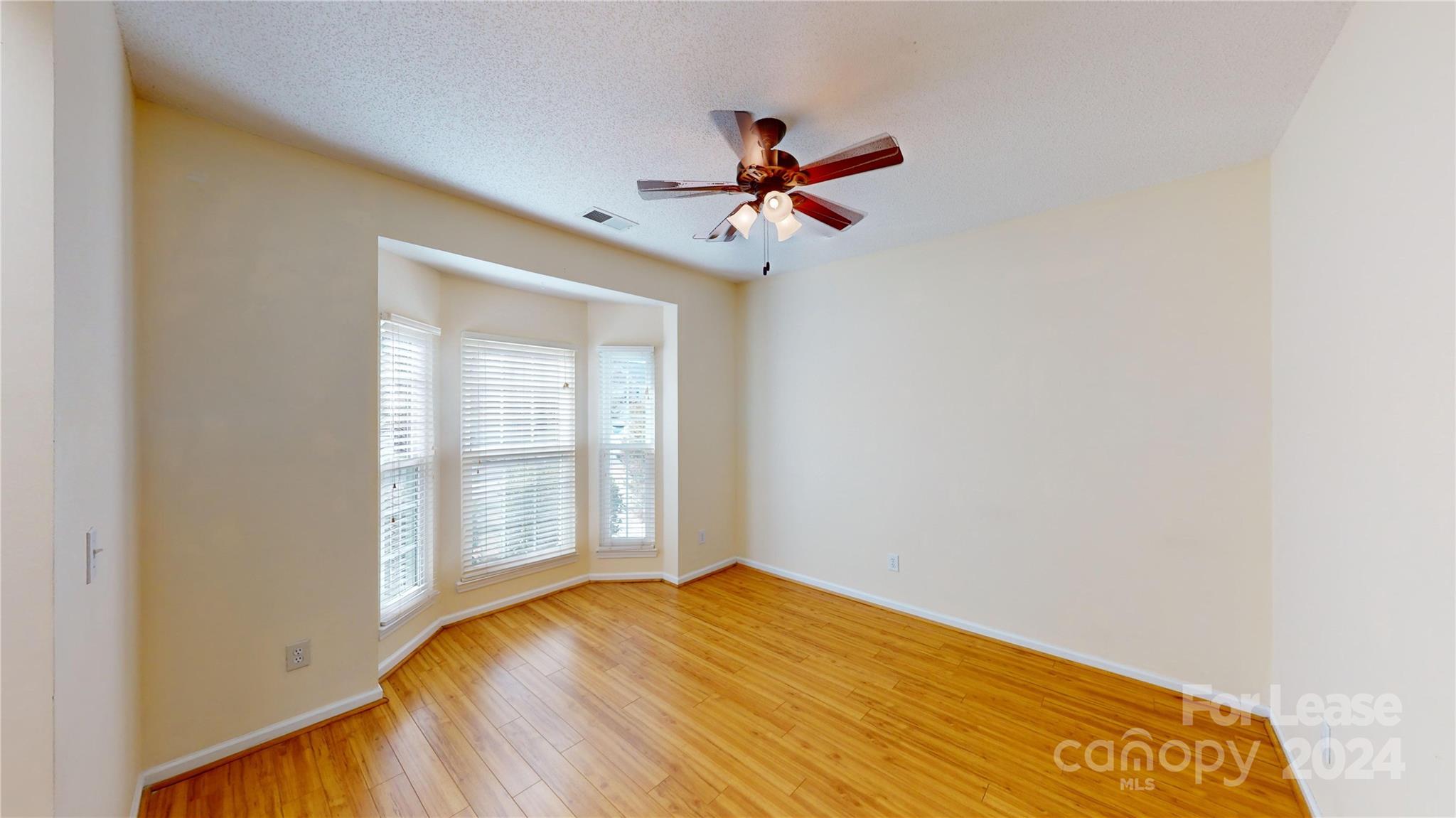 Steelechase - Residential Lease