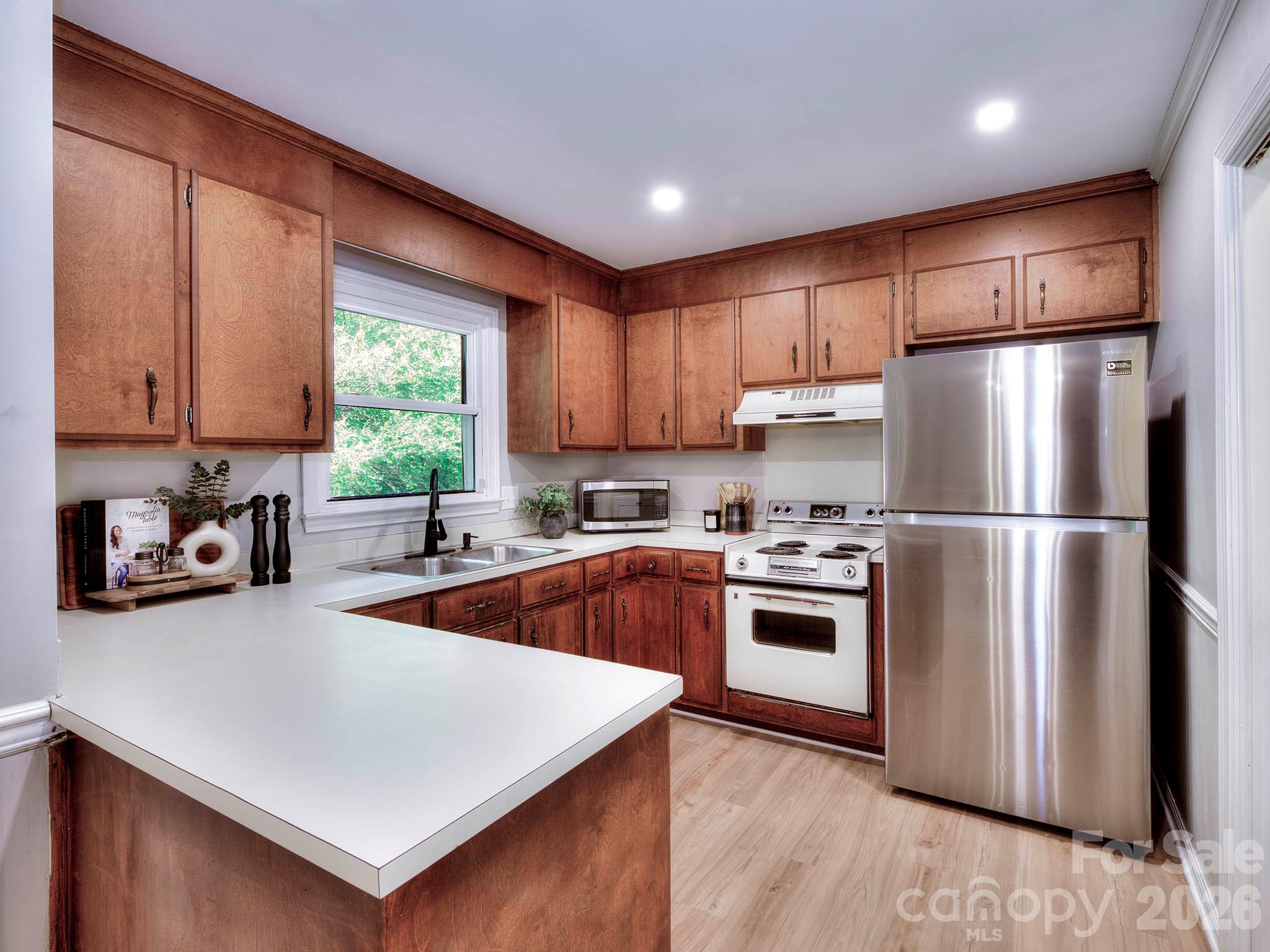 Meadowbrook - Residential
