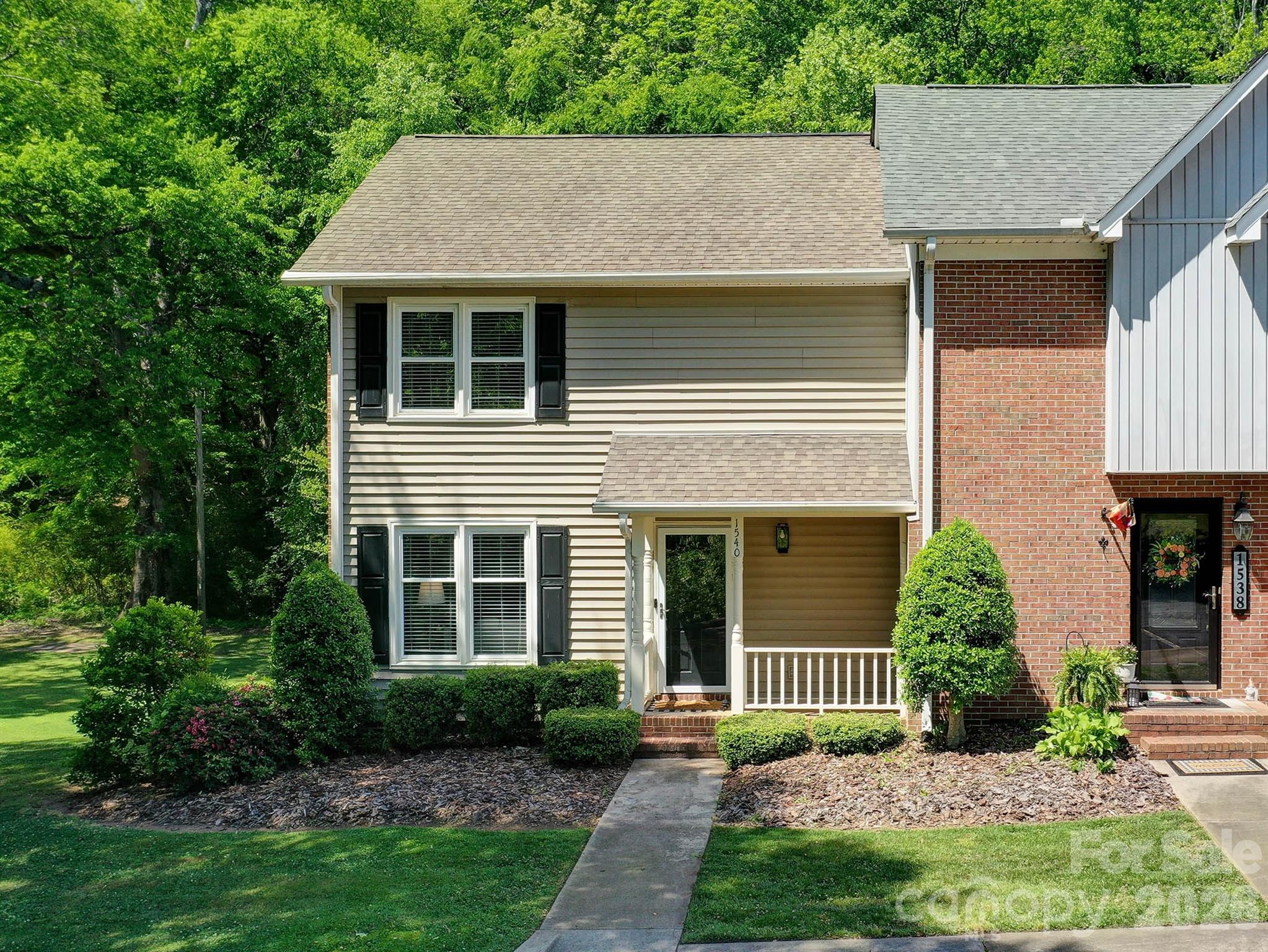Meadowbrook - Residential