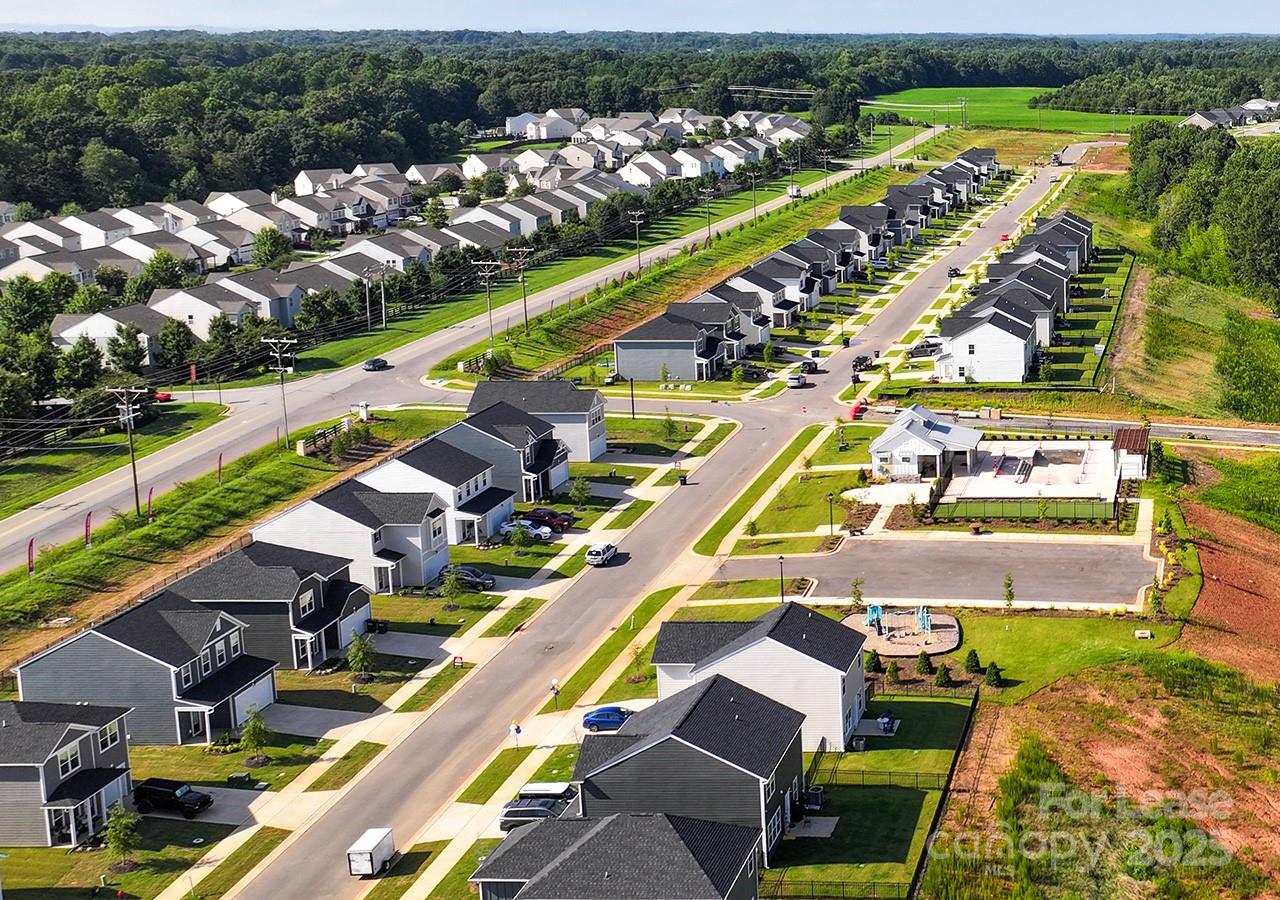 Troutman, North Carolina 28166, United States, 4 Bedrooms Bedrooms, ,3 BathroomsBathrooms,Residential,Active,18876