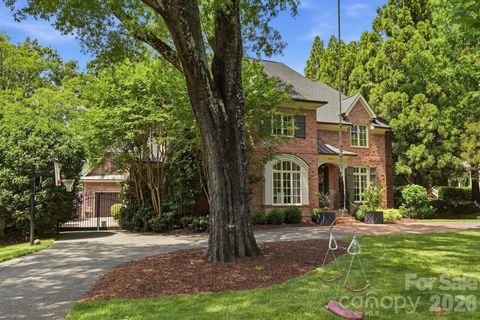 2012 Harris Road Charlotte NC 28211