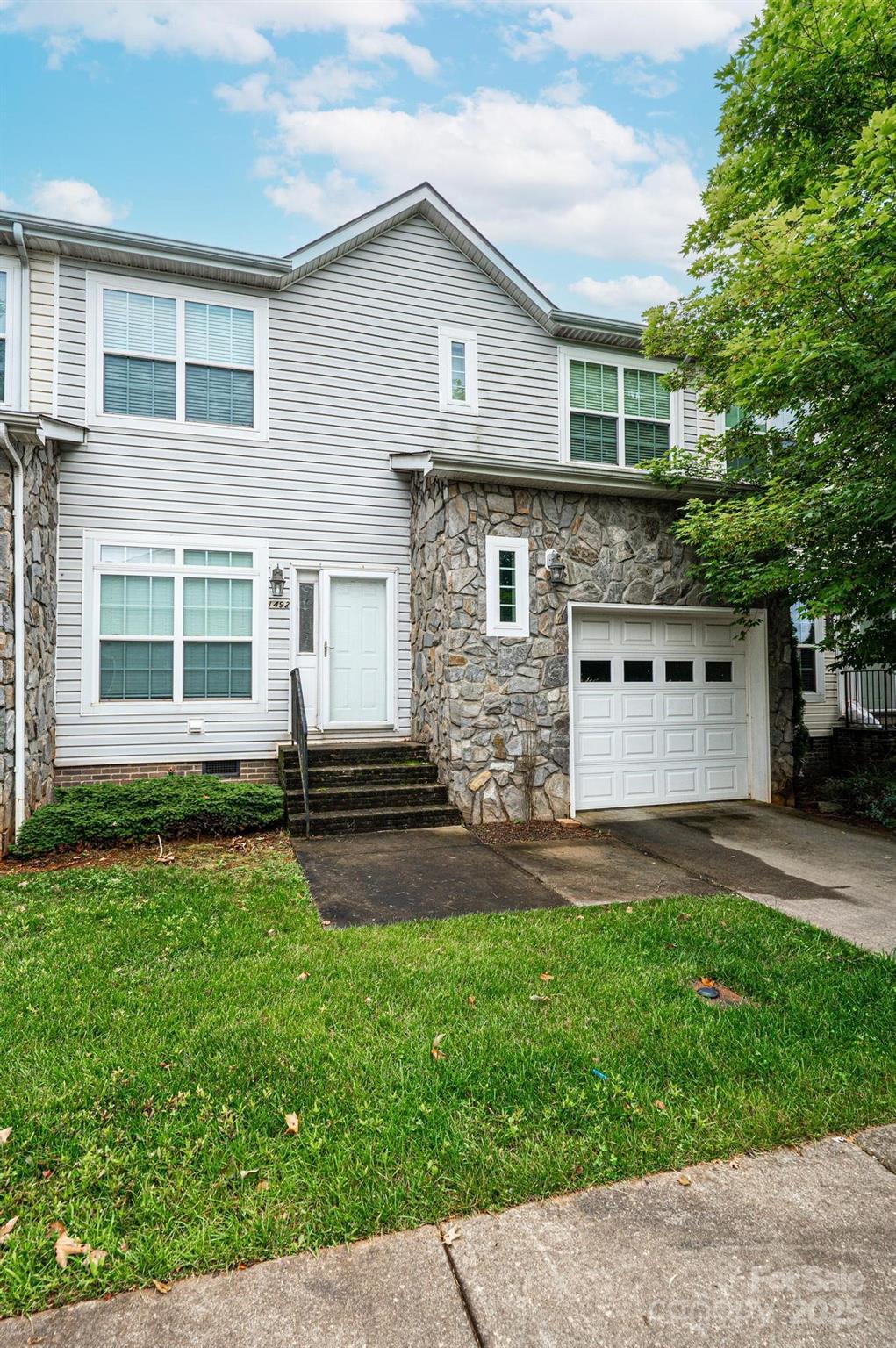 1492 Mulberry Ridge Drive