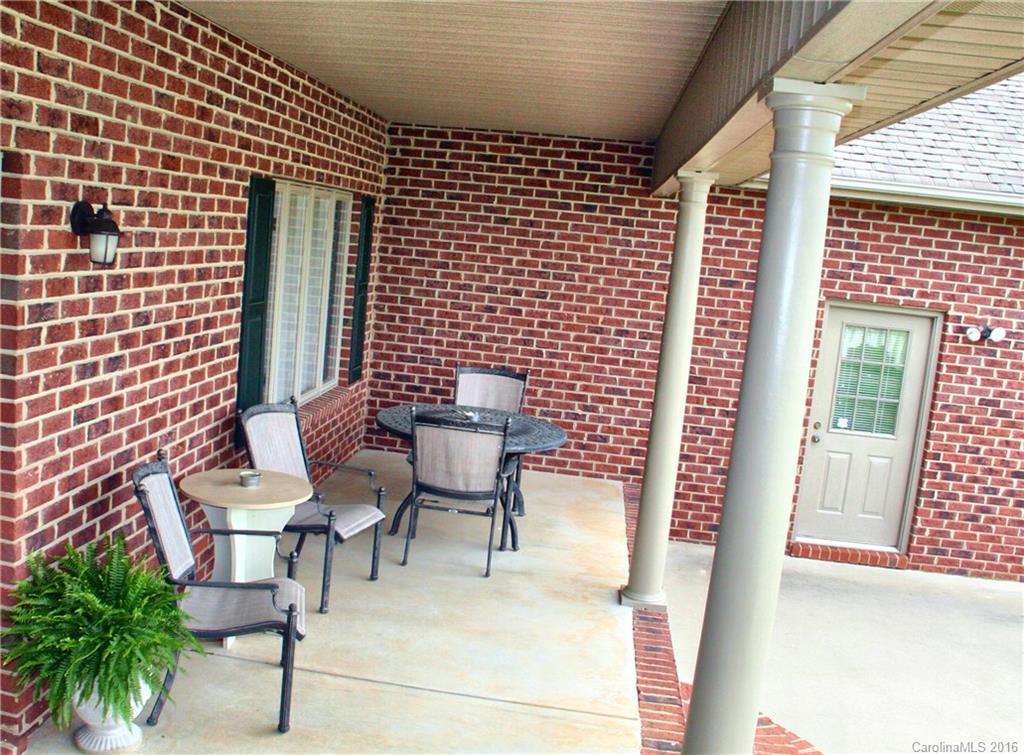 Meadow Oaks - Residential