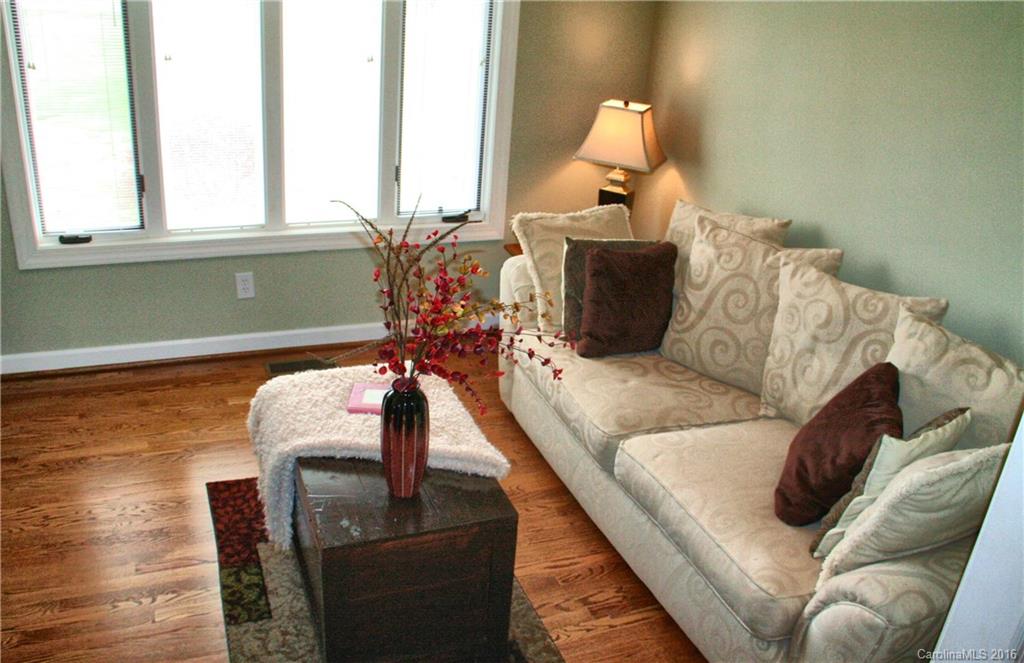 Meadow Oaks - Residential