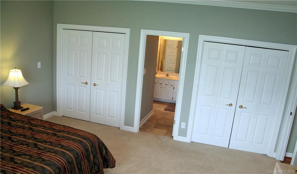 Meadow Oaks - Residential