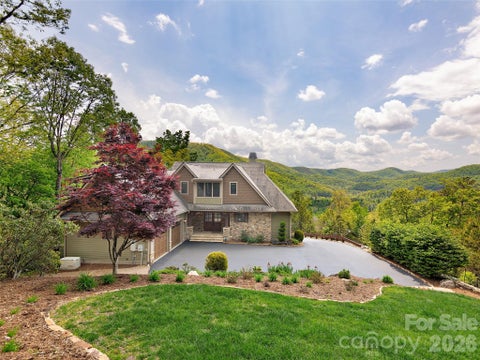 Photo of 91 Watershed Way, Horse Shoe, NC 28742 (MLS # 4401244)