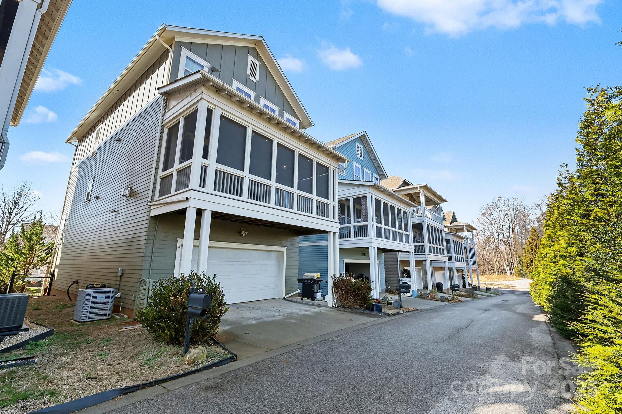 Riverwalk - Residential