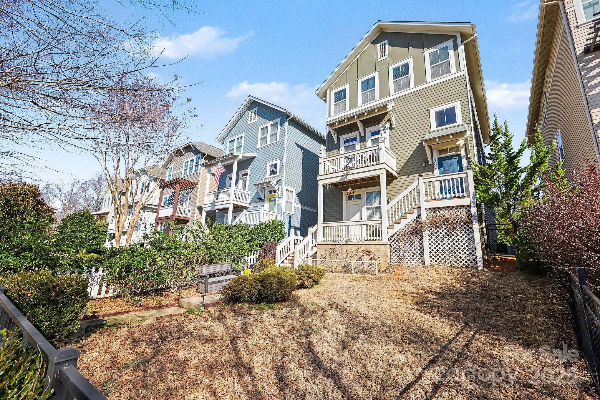 797 Herrons Ferry Road