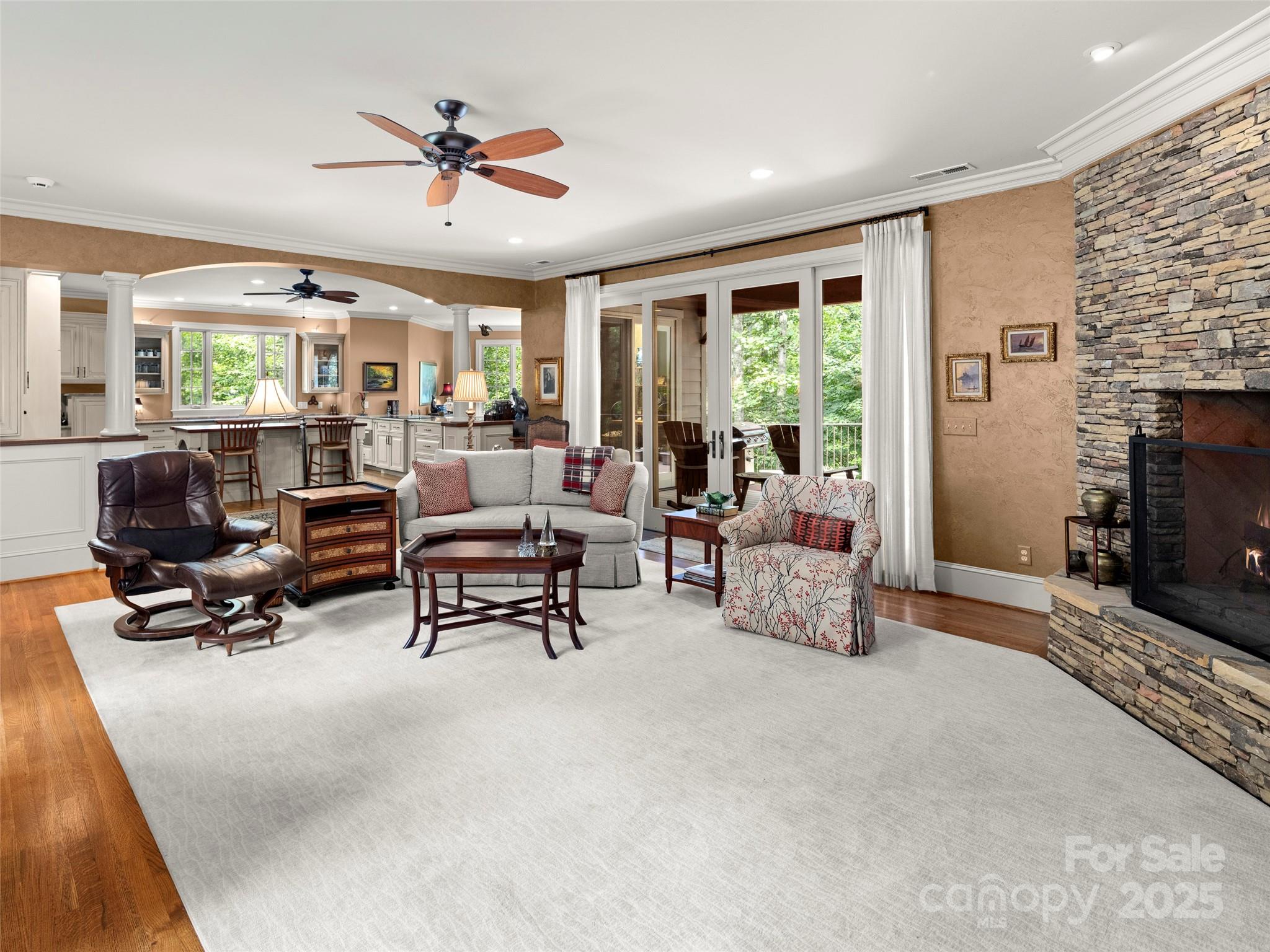 672 Walnut Valley Parkway