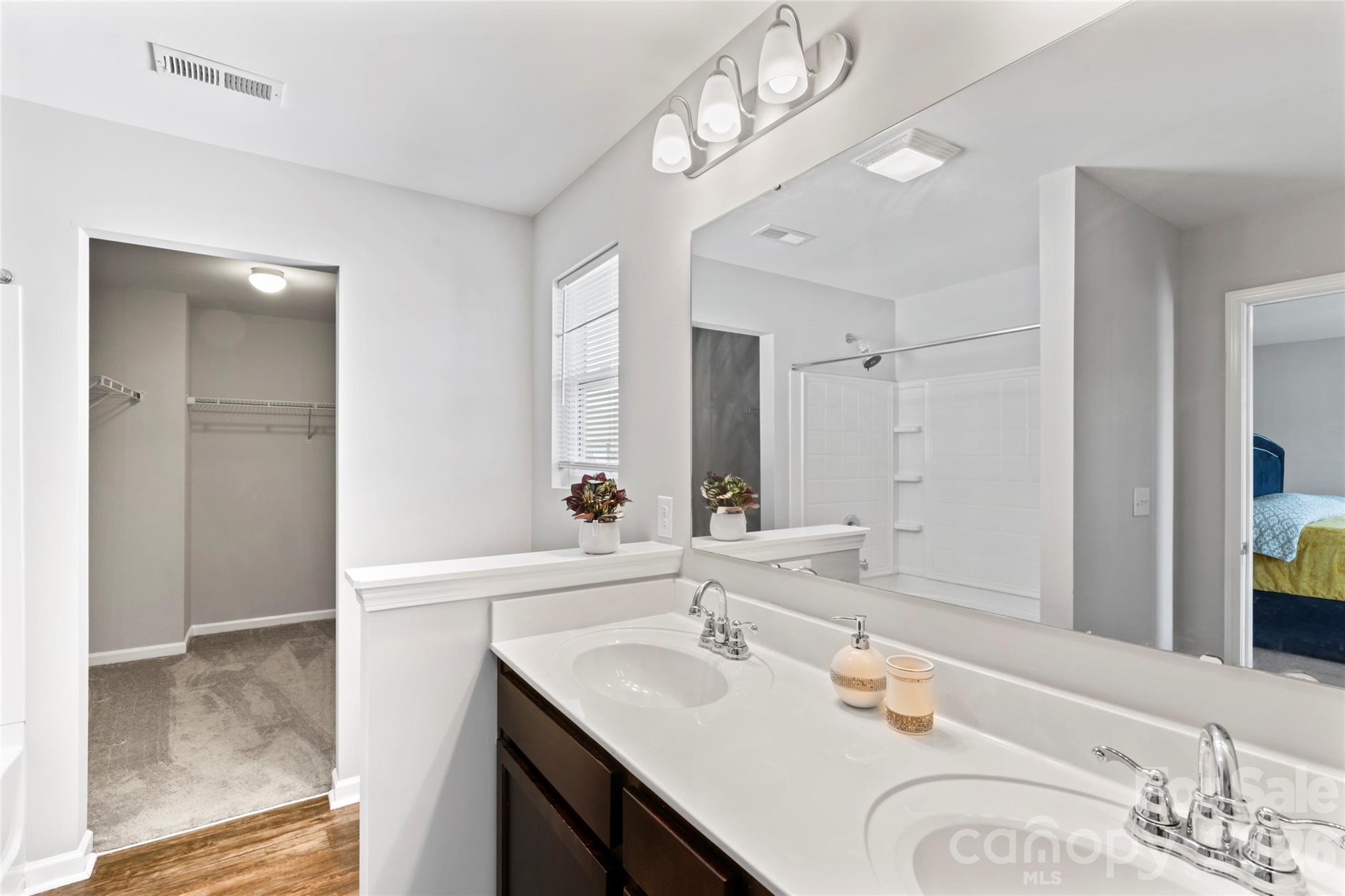 Fox Creek - Residential