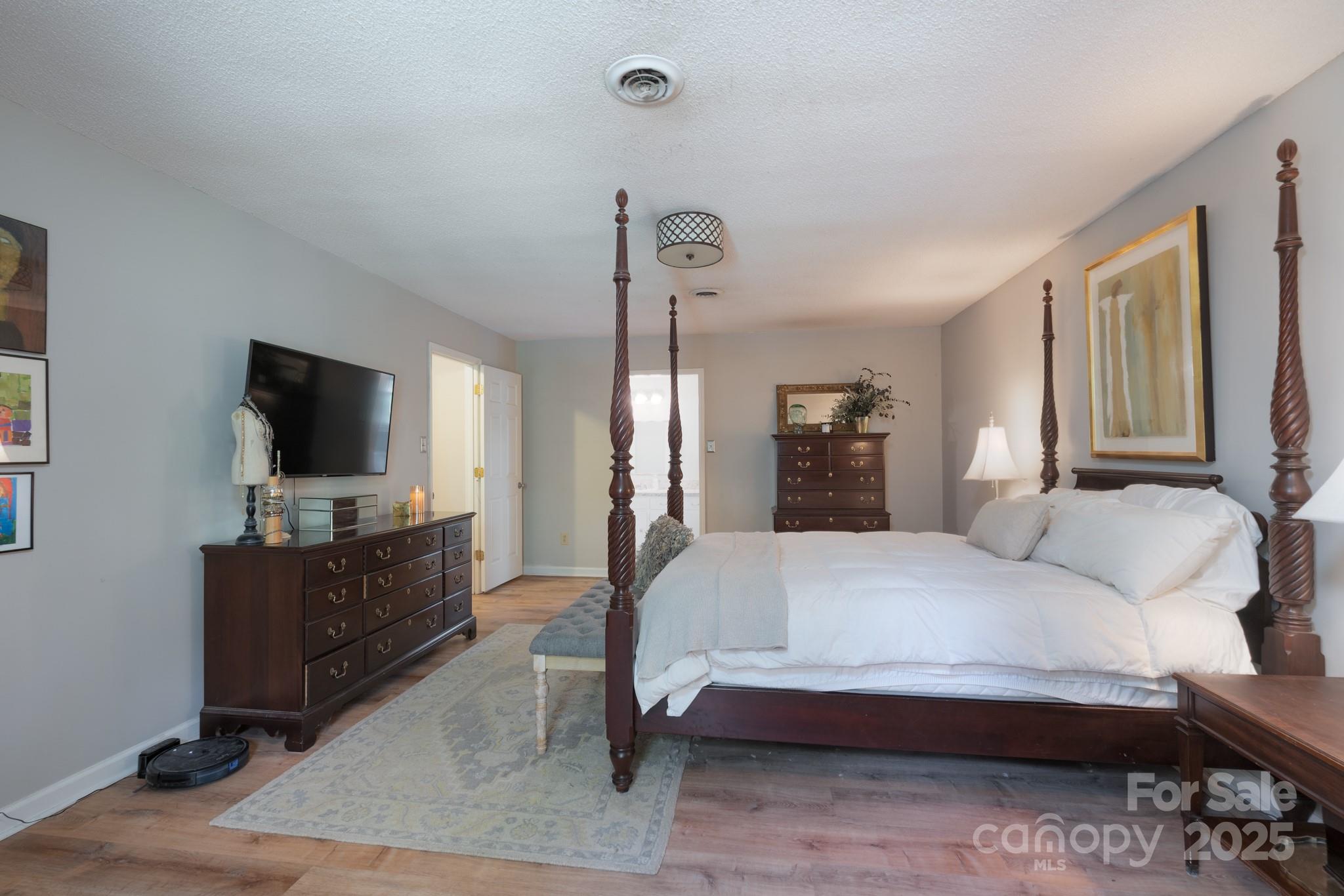 Pinetuck - Residential