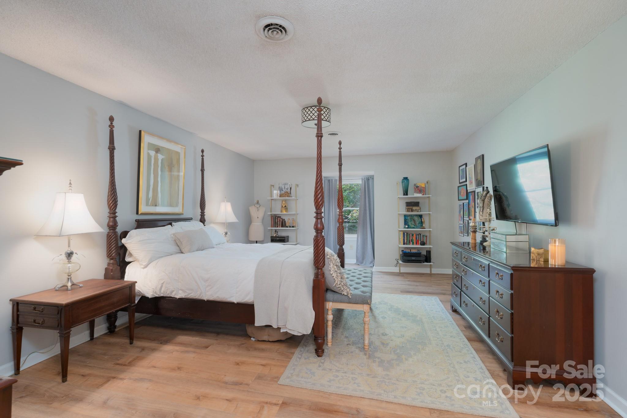 Pinetuck - Residential