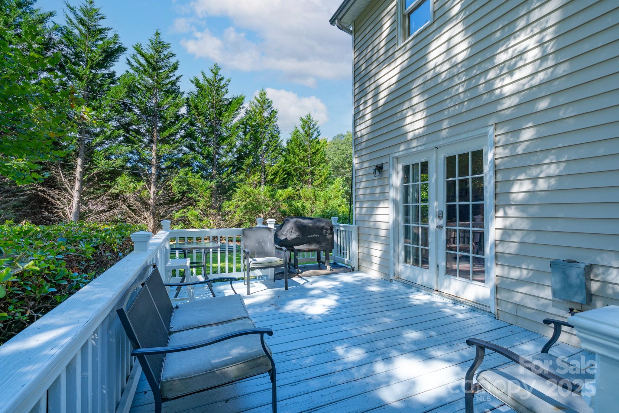 Pinetuck - Residential