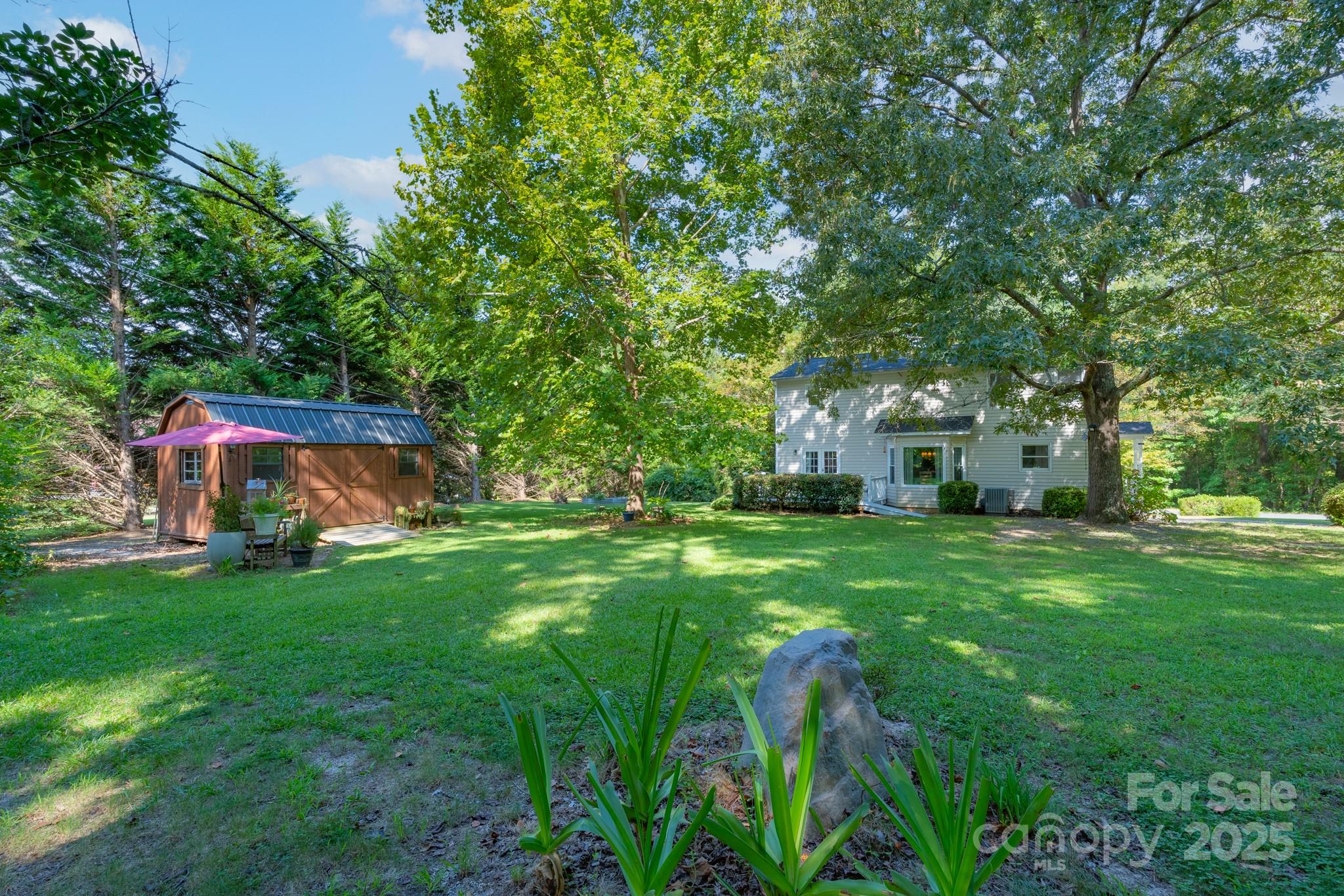 Pinetuck - Residential