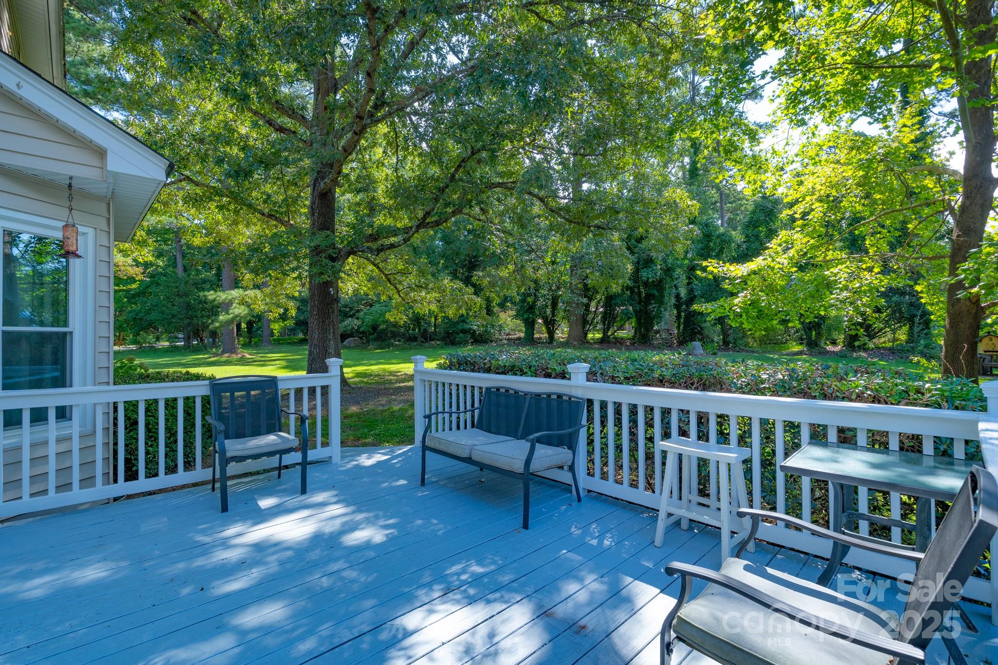 Pinetuck - Residential