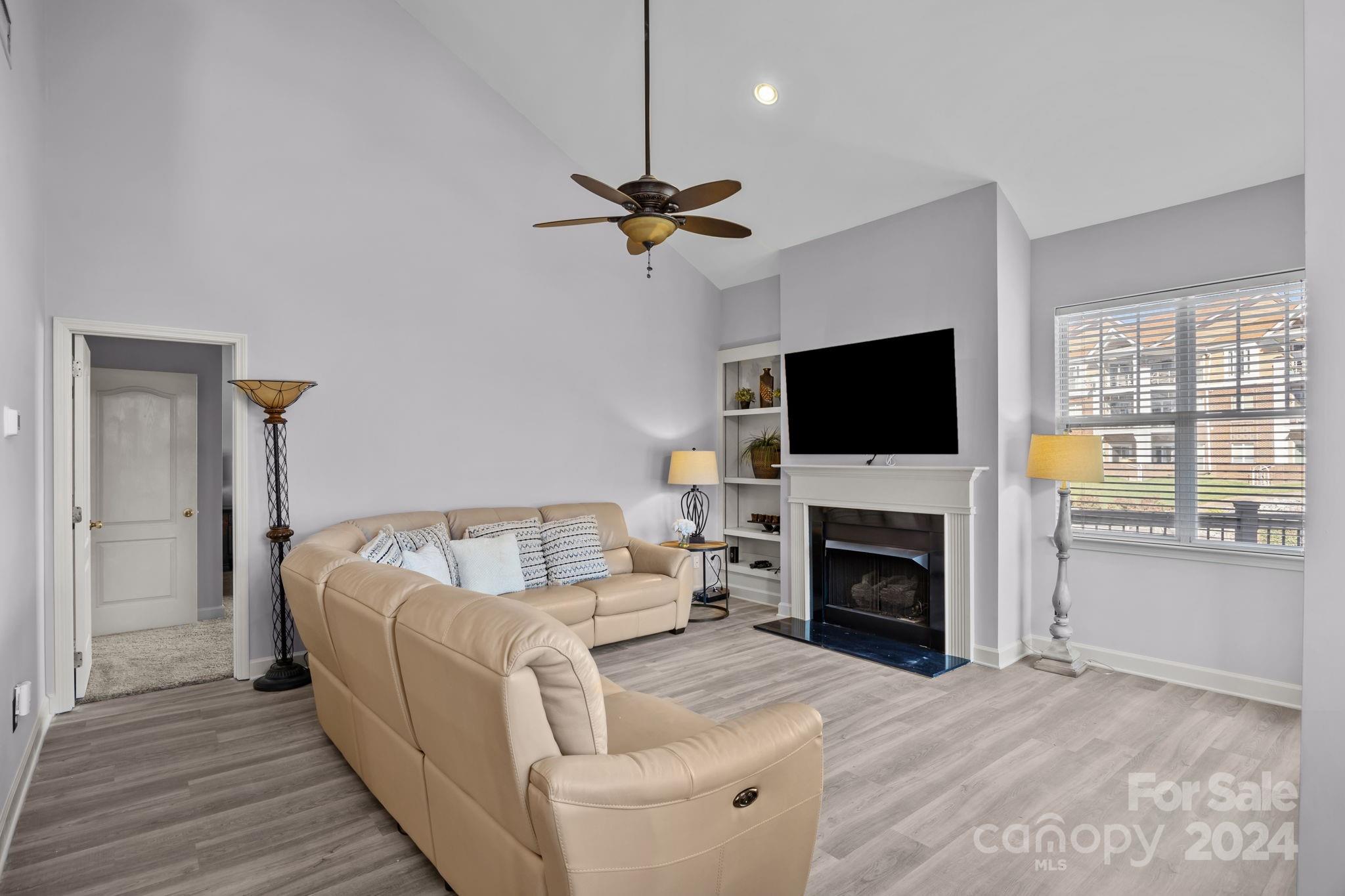 Harborside Townhomes - Residential