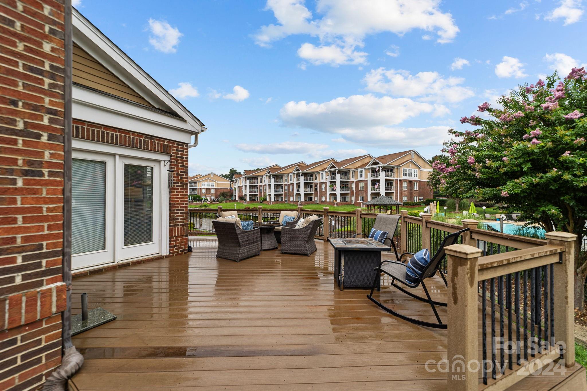 Harborside Townhomes - Residential