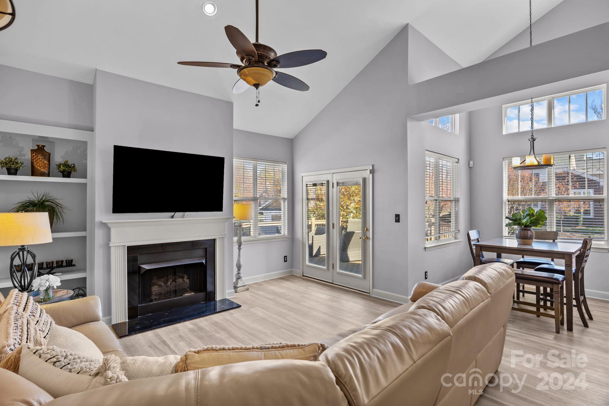 Harborside Townhomes - Residential