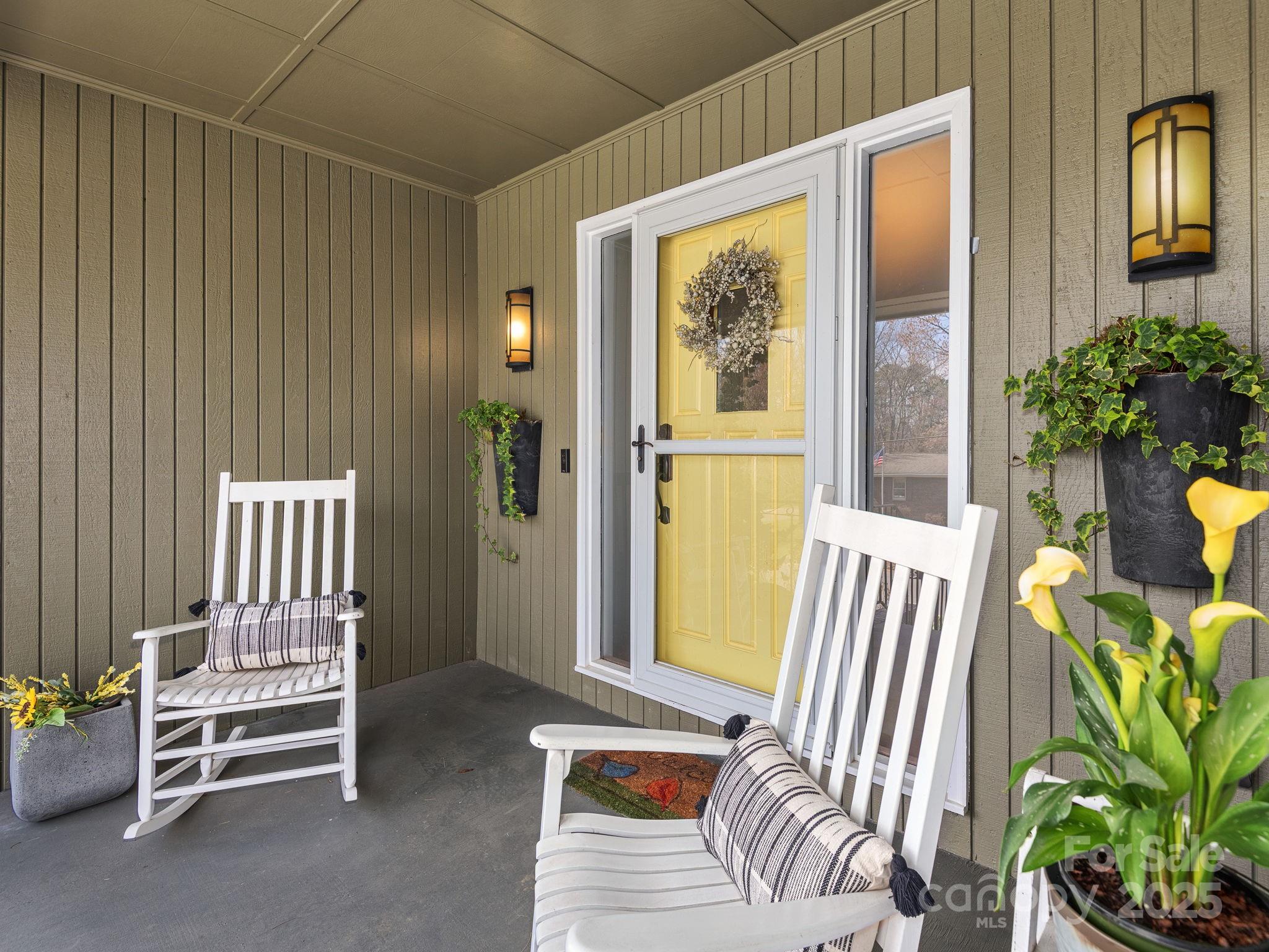 324 Woody Lane