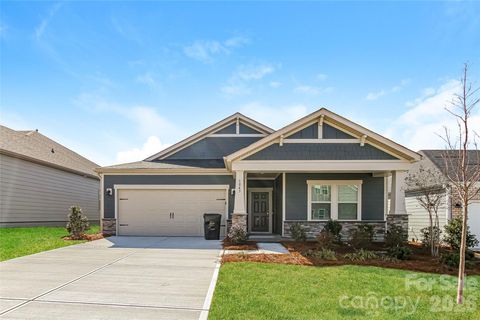 Photo of 1843 Lotus Lane, Denver, NC 28037 (MLS # 4380404)
