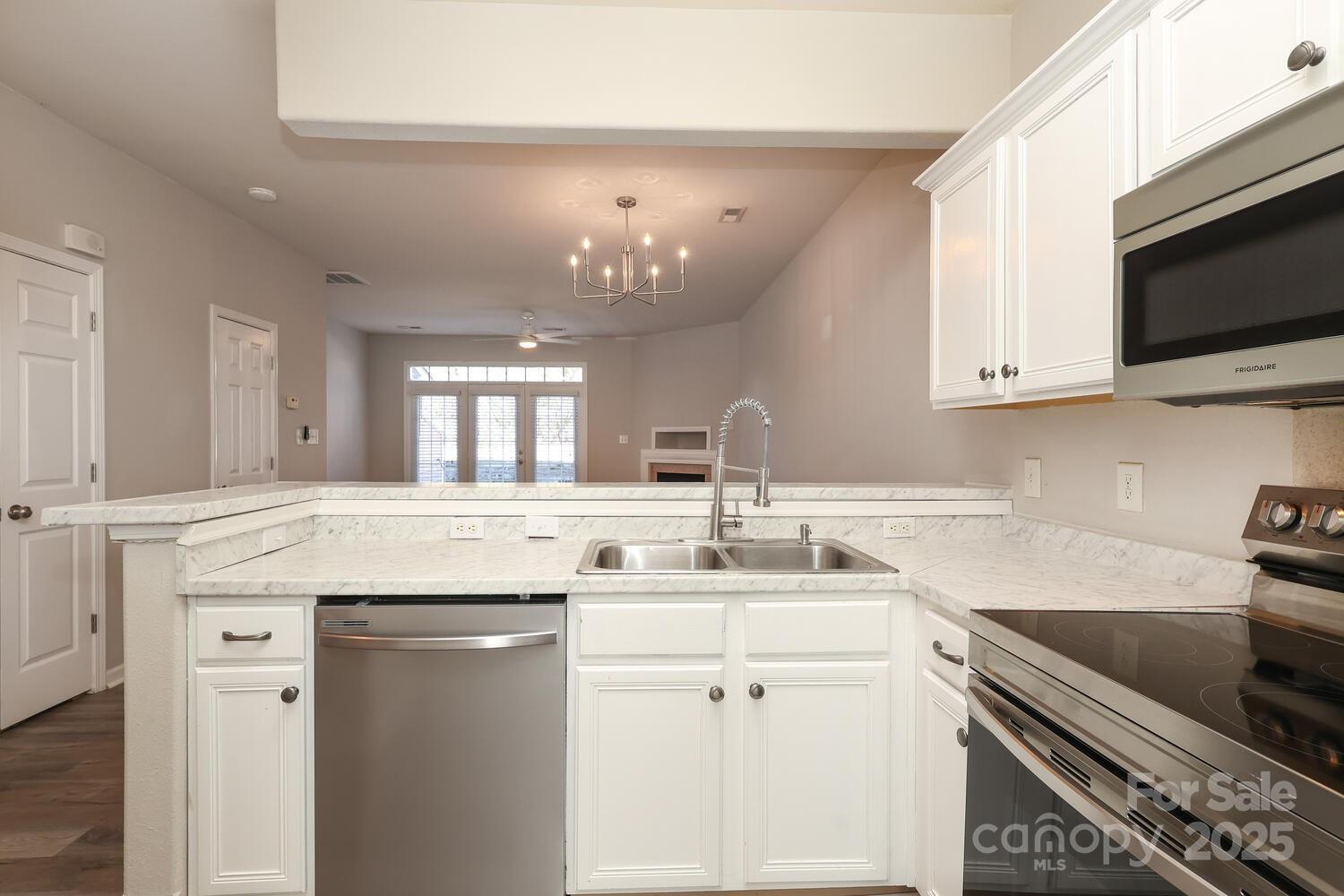 14713 Lions Pride Court