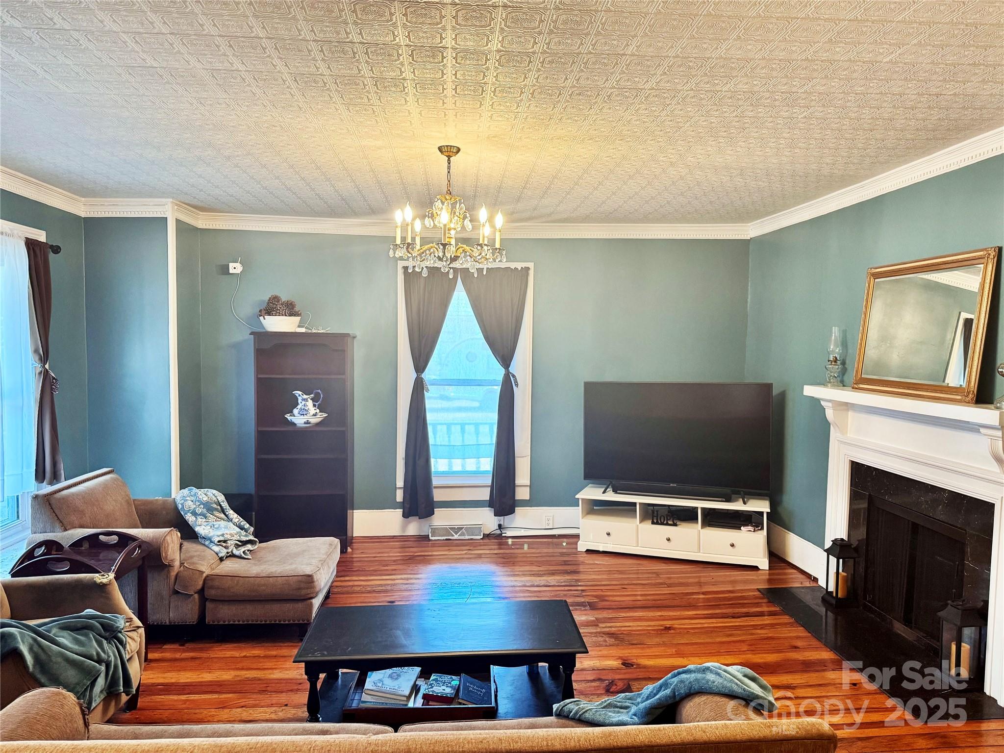 121 Academy Street