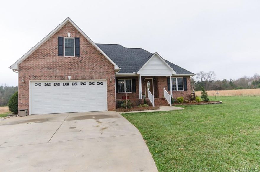 Great full brick home in pumpkin center/north lincoln school district.  Home features vaulted ceilings, granite counter in kitchen, security system, fireplace with gas logs in living room, hardwood floors in main living area, split bedroom floor plan, master bath has separate tub and shower, master bedroom with his and hers closets, kitchen with pantry, bonus room over the garage, above ground pool, covered back porch, fenced yard, and over an acre lot!  Call soon!