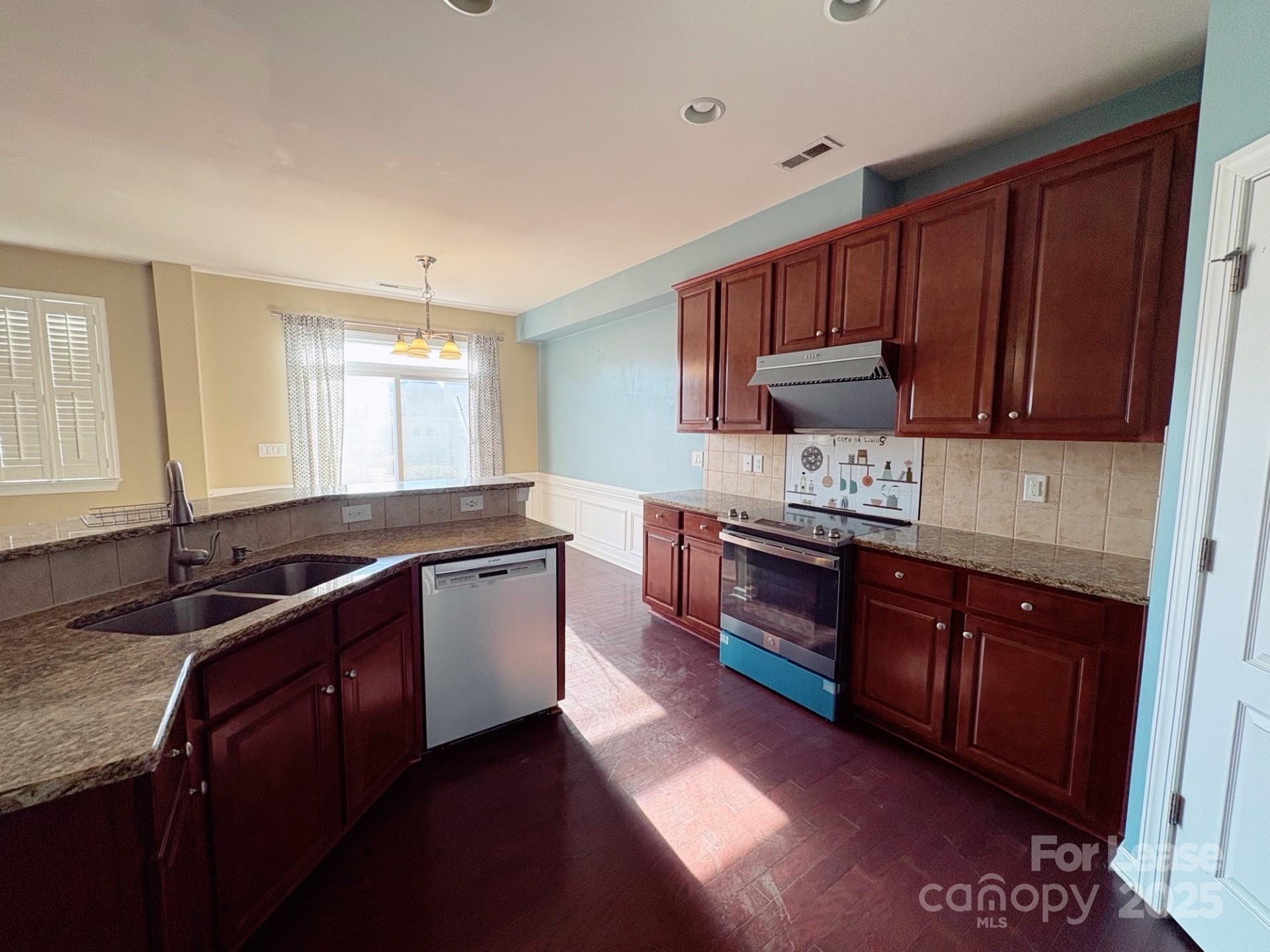 Stone Creek Ranch - Residential Lease