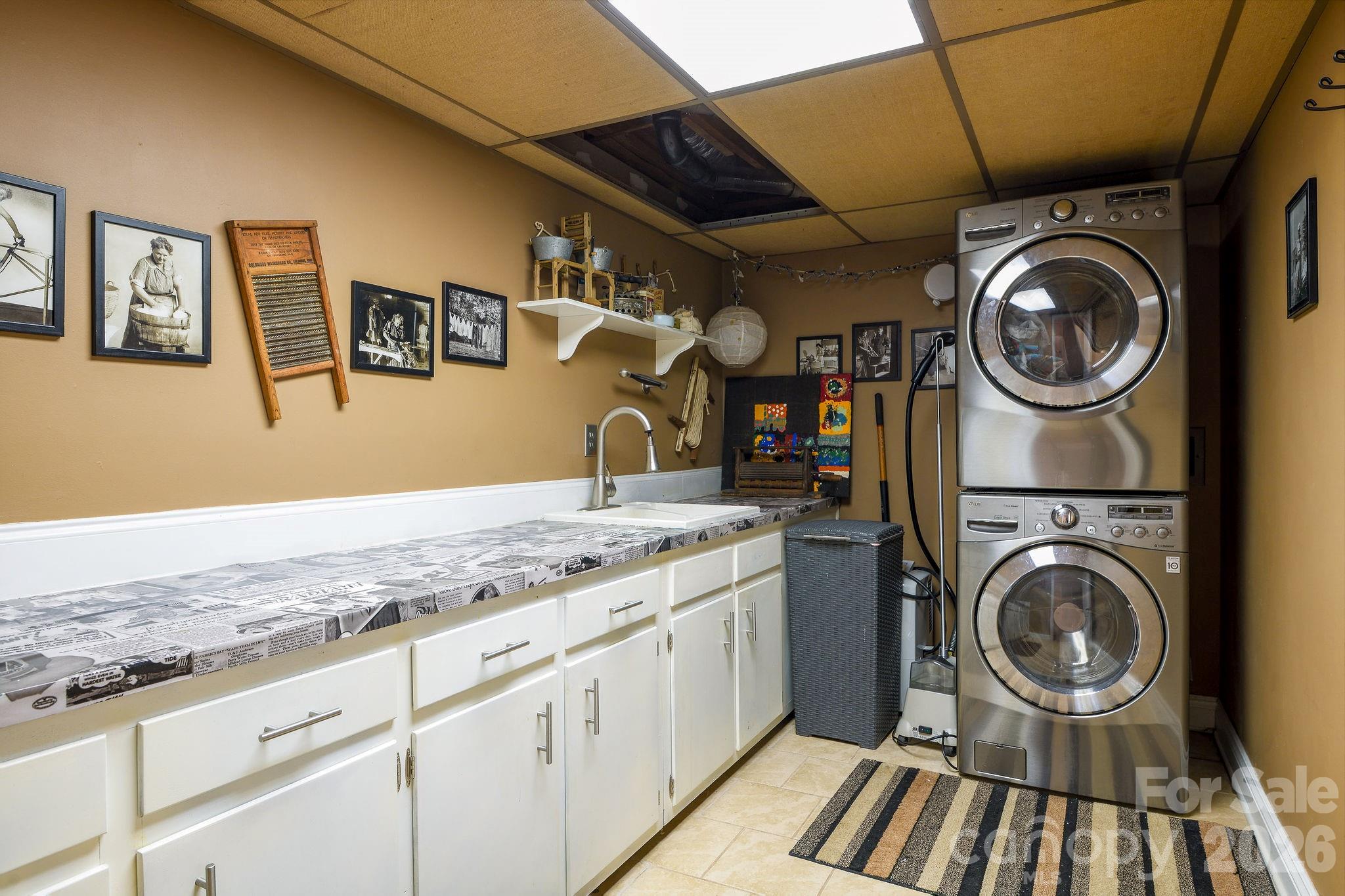 Mallard Lakes - Residential