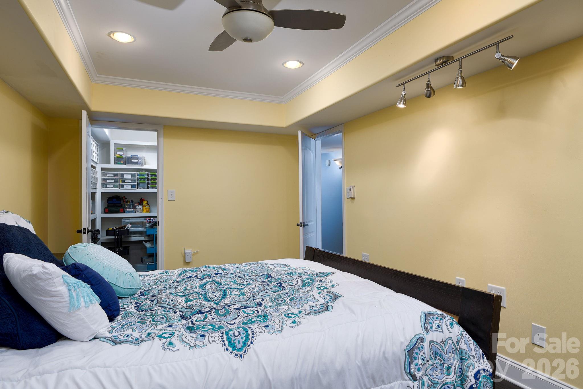 Mallard Lakes - Residential