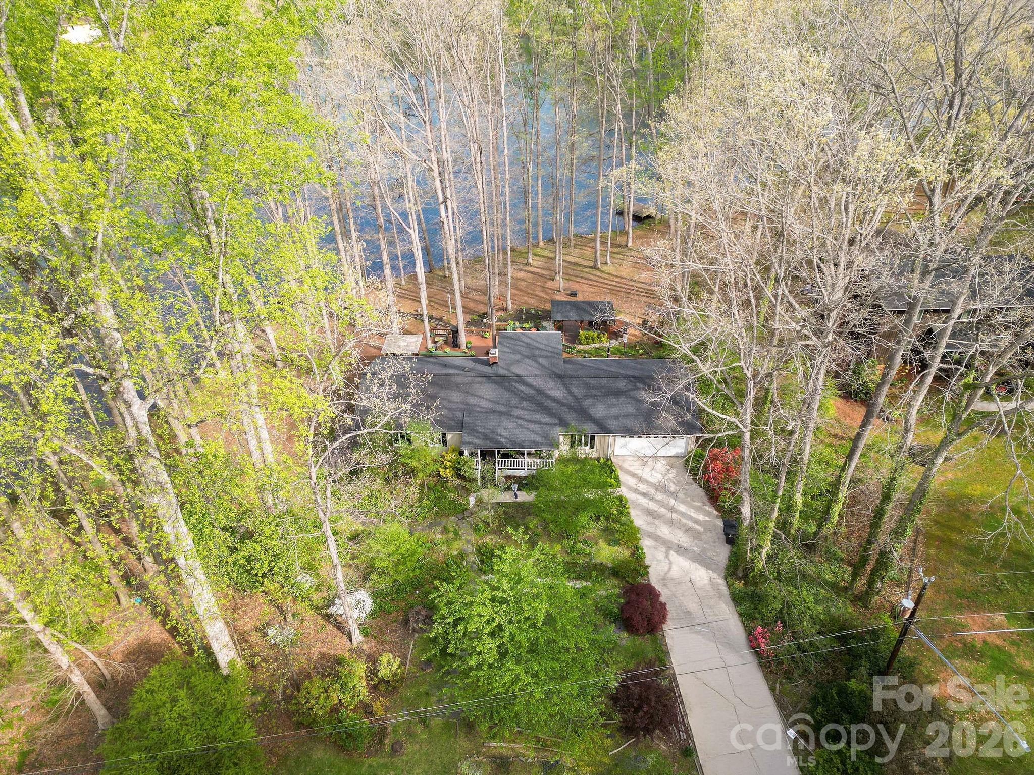 Mallard Lakes - Residential